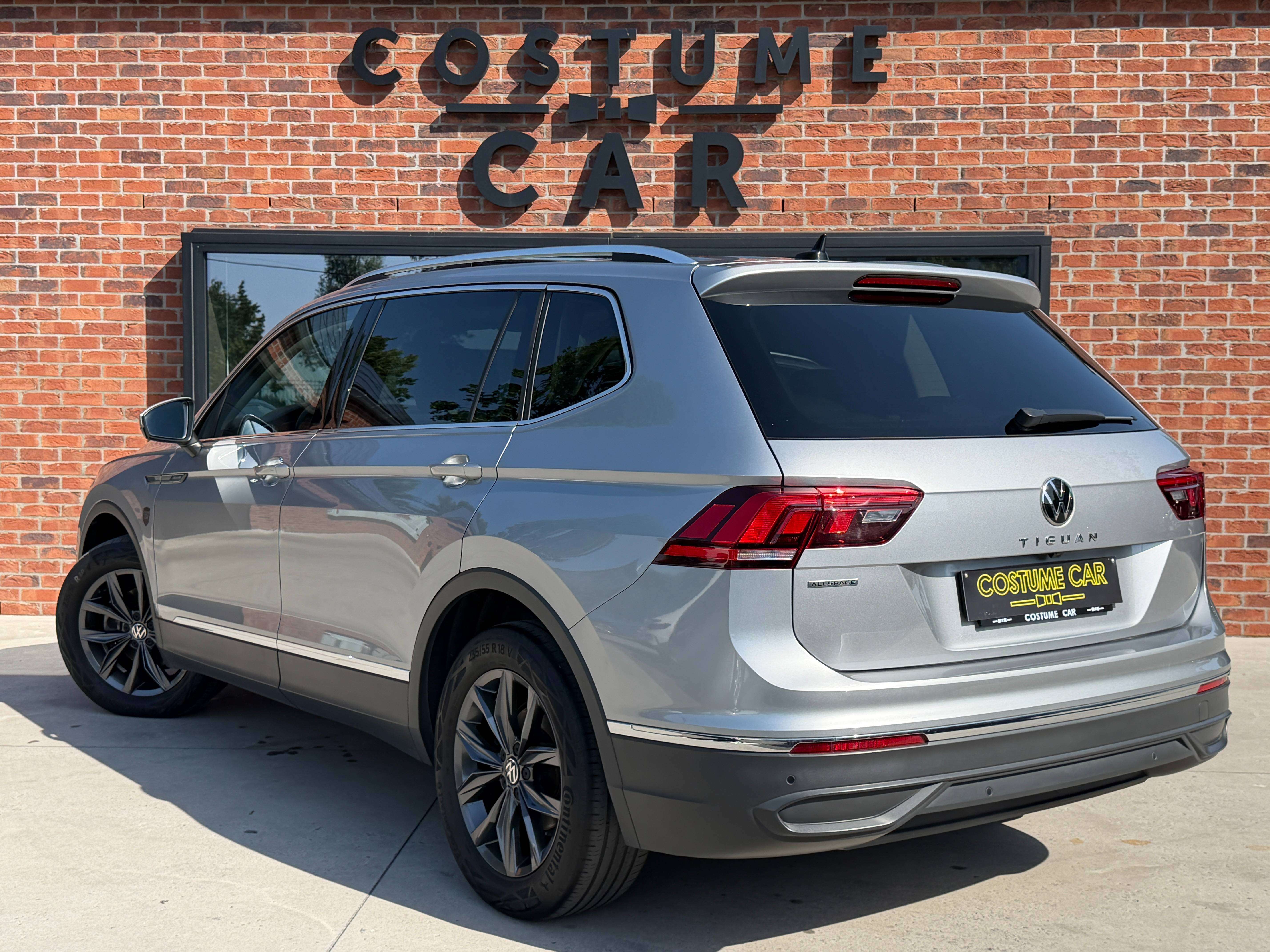 Volkswagen Tiguan Allspace 7 places - Caméra - Sg chauffants - CarPlay - Attelage