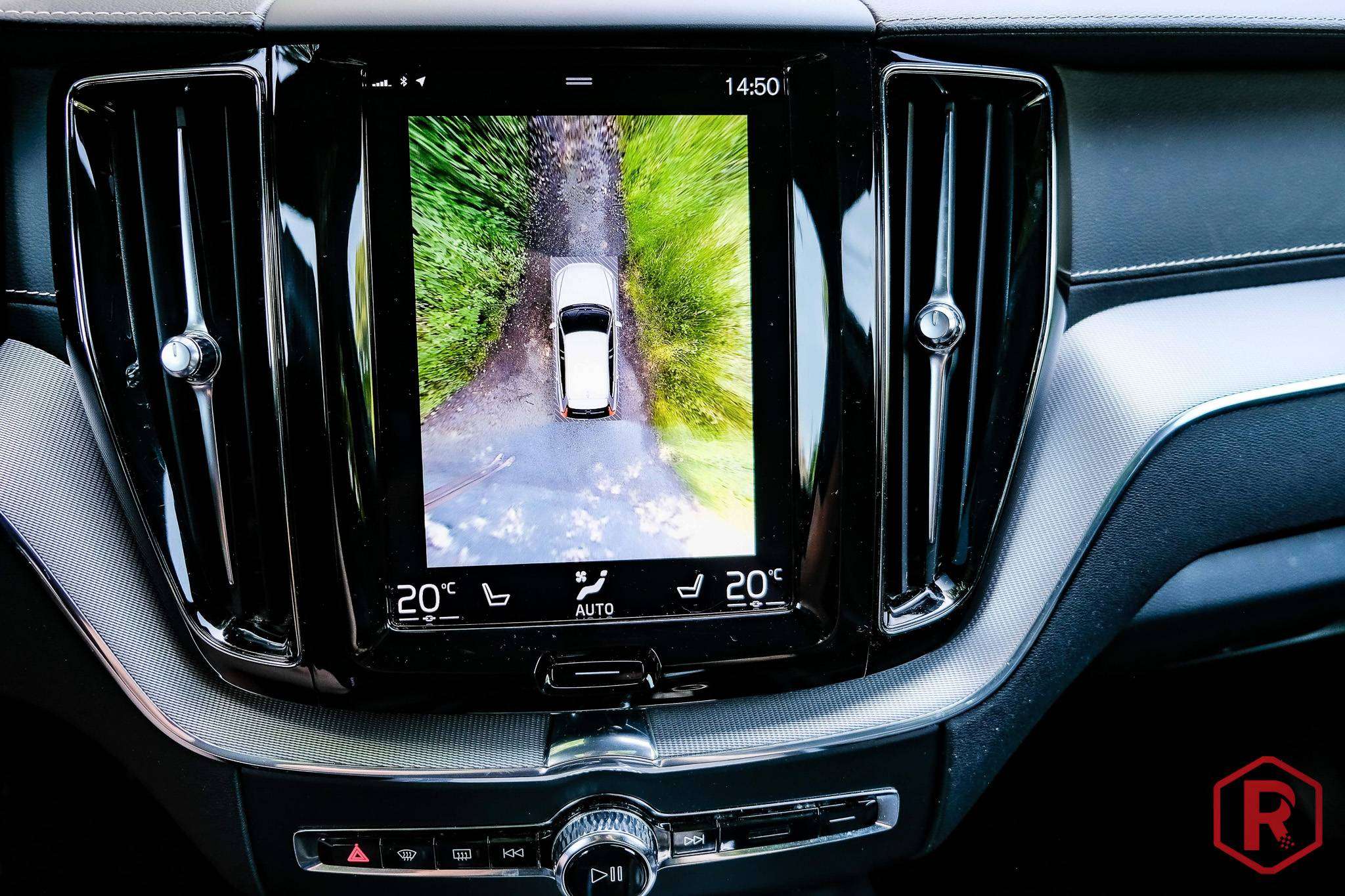 Volvo XC60 T8 R-Design AWD Pano HarmanKardon BTWwagen