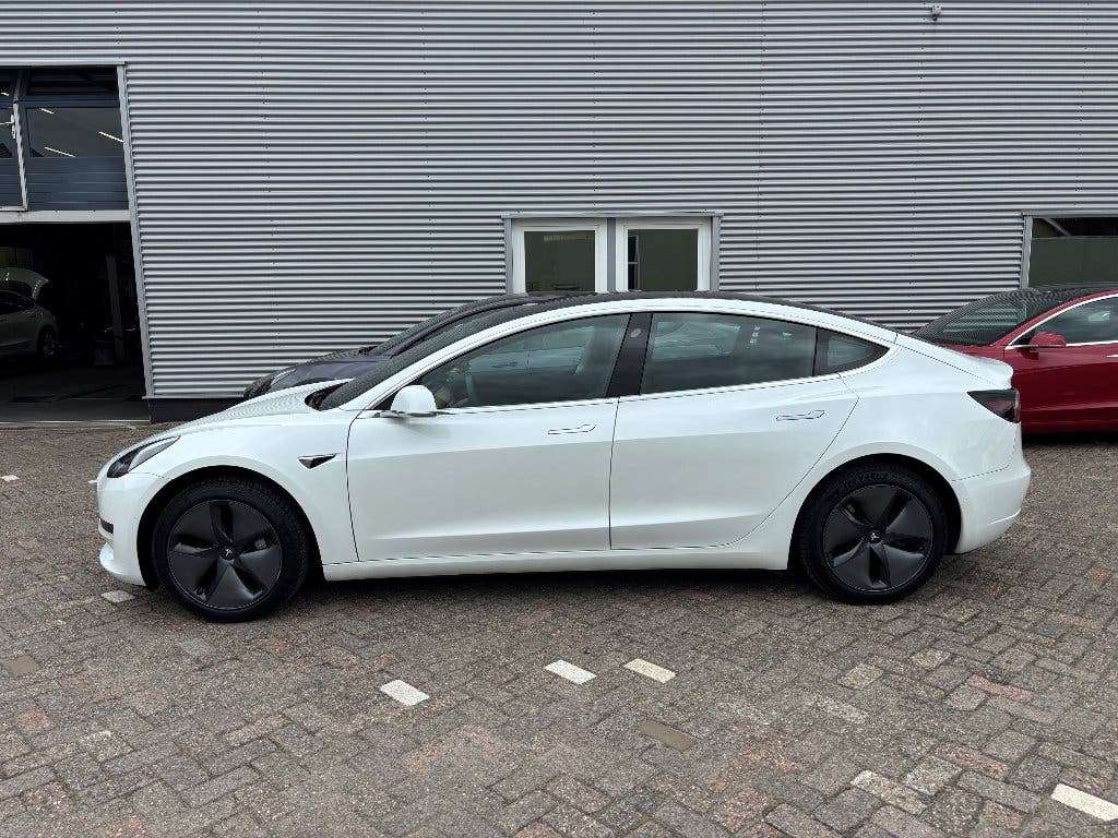 Tesla Model 3 Model 3 55 kWh SR +, TREKHAAK,18.925 +BTW