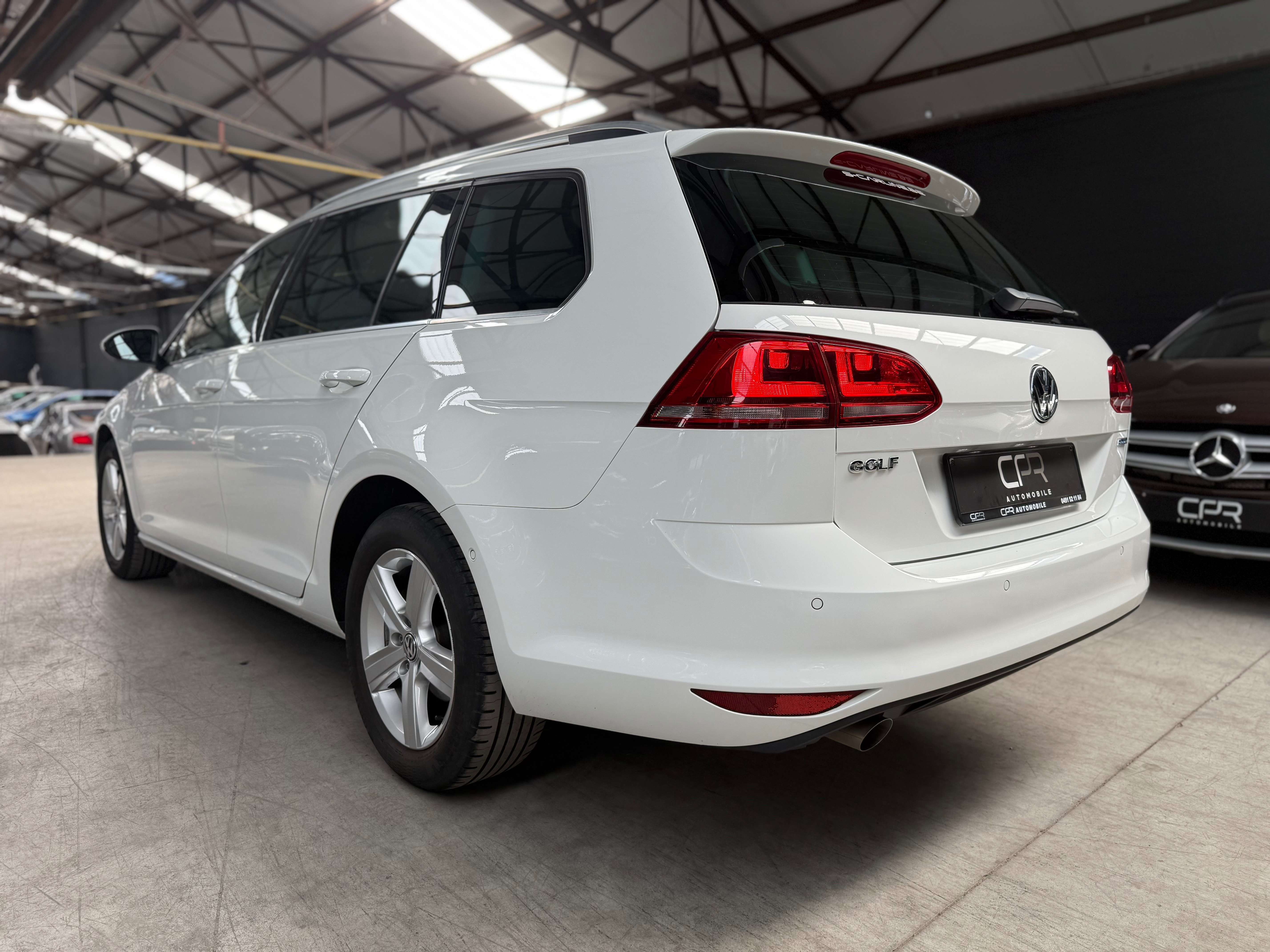 Volkswagen Golf Variant 1.6 TDi DSG * Highline * GPS * CLIM AUTO * RADAR *