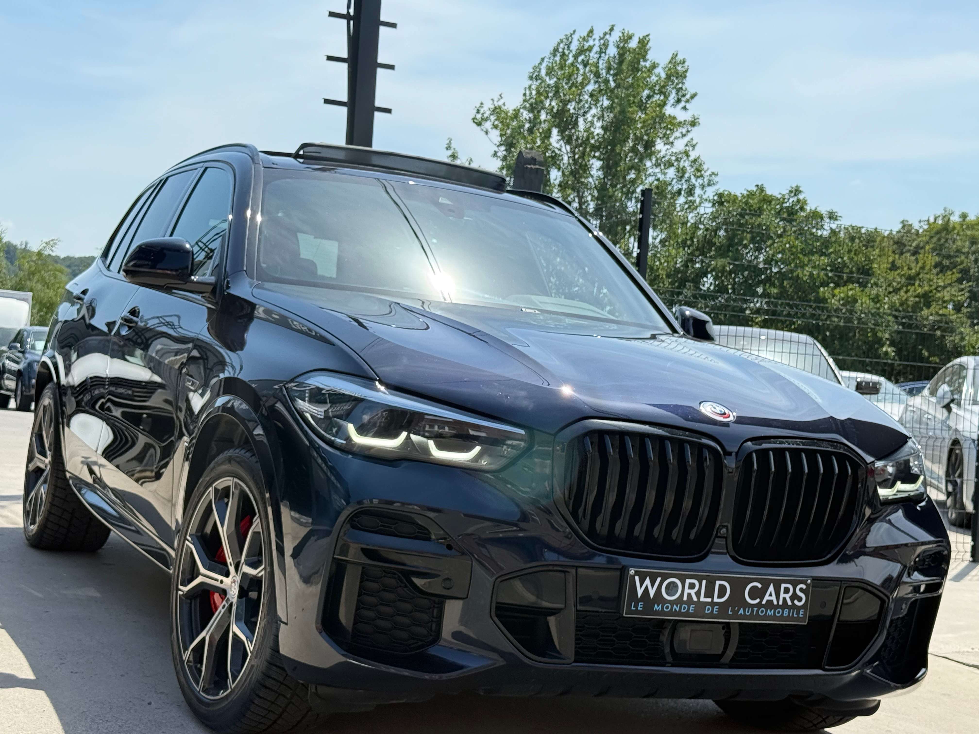 BMW X5 PHEV 3.0AS xDrive45e PACK M - SKYLOUNGE - PNEUMATIC - DISTRONIC - CAMERA360° - PARK ASSIST - LINE ASSIST - FULL OPTIONS