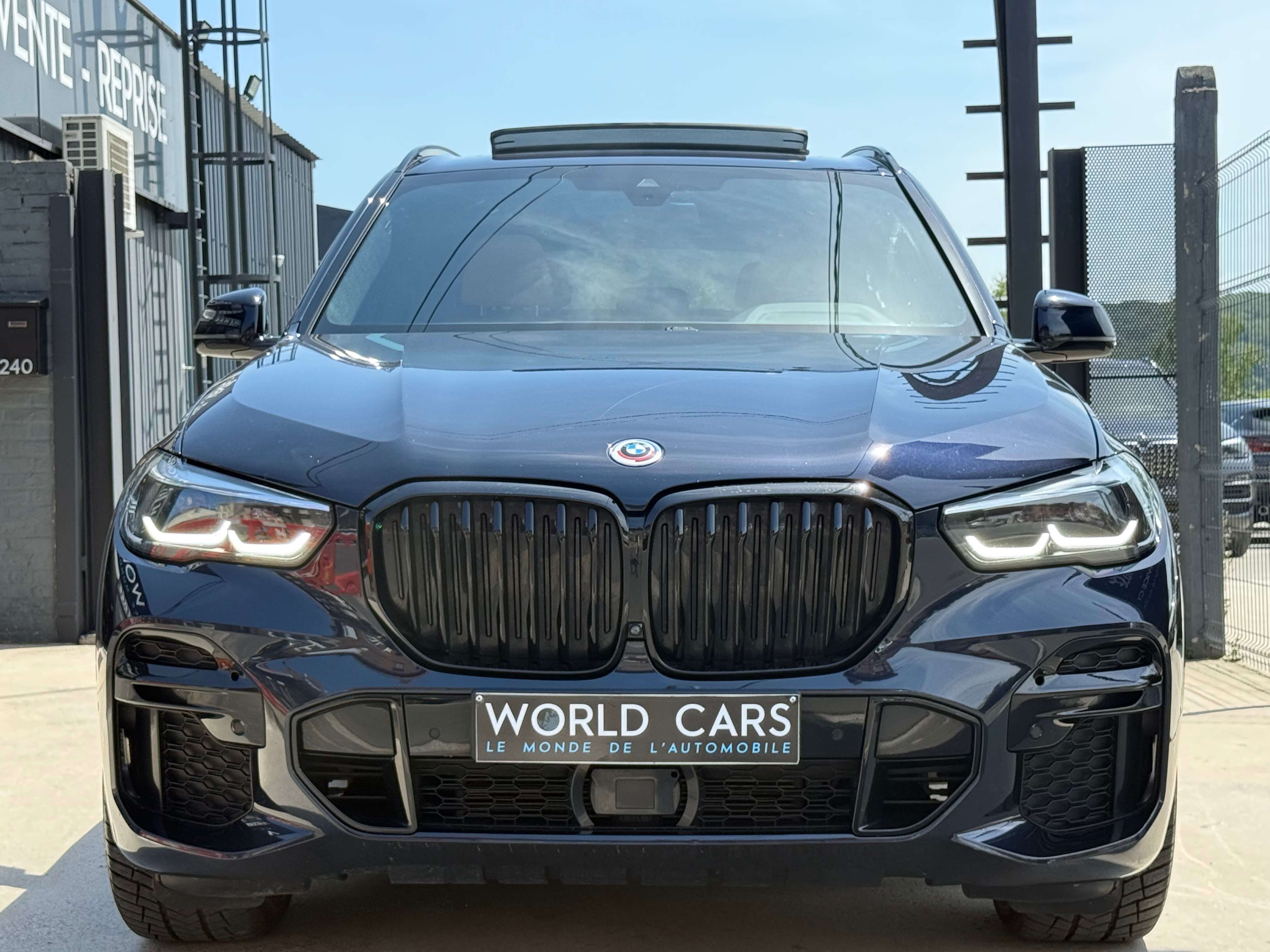 BMW X5 PHEV 3.0AS xDrive45e PACK M - SKYLOUNGE - PNEUMATIC - DISTRONIC - CAMERA360° - PARK ASSIST - LINE ASSIST - FULL OPTIONS
