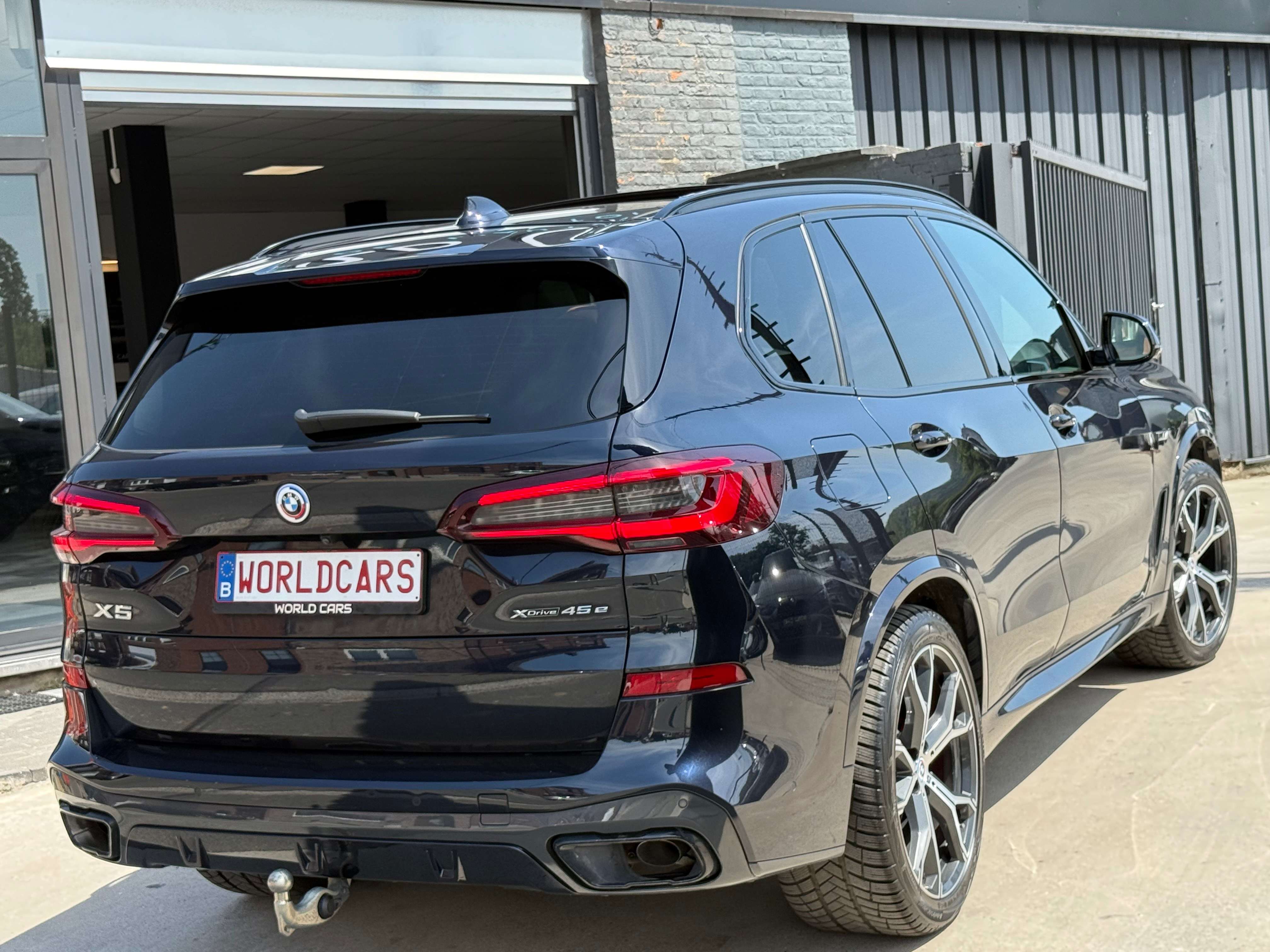 BMW X5 PHEV 3.0AS xDrive45e PACK M - SKYLOUNGE - PNEUMATIC - DISTRONIC - CAMERA360° - PARK ASSIST - LINE ASSIST - FULL OPTIONS