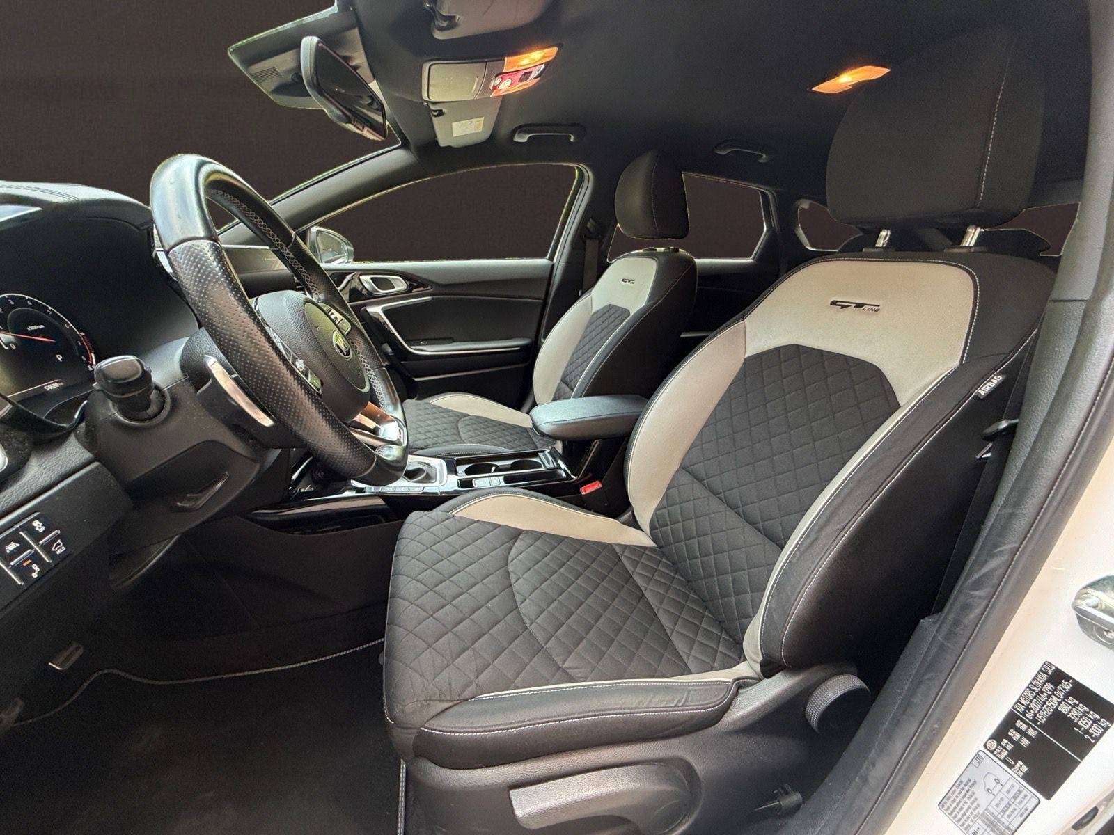 Kia ProCeed / pro_cee'd ProCeed 1.5 T-GDi GT-Line/ Boite Auto / Carnet complet / Garantie KIA 2029
