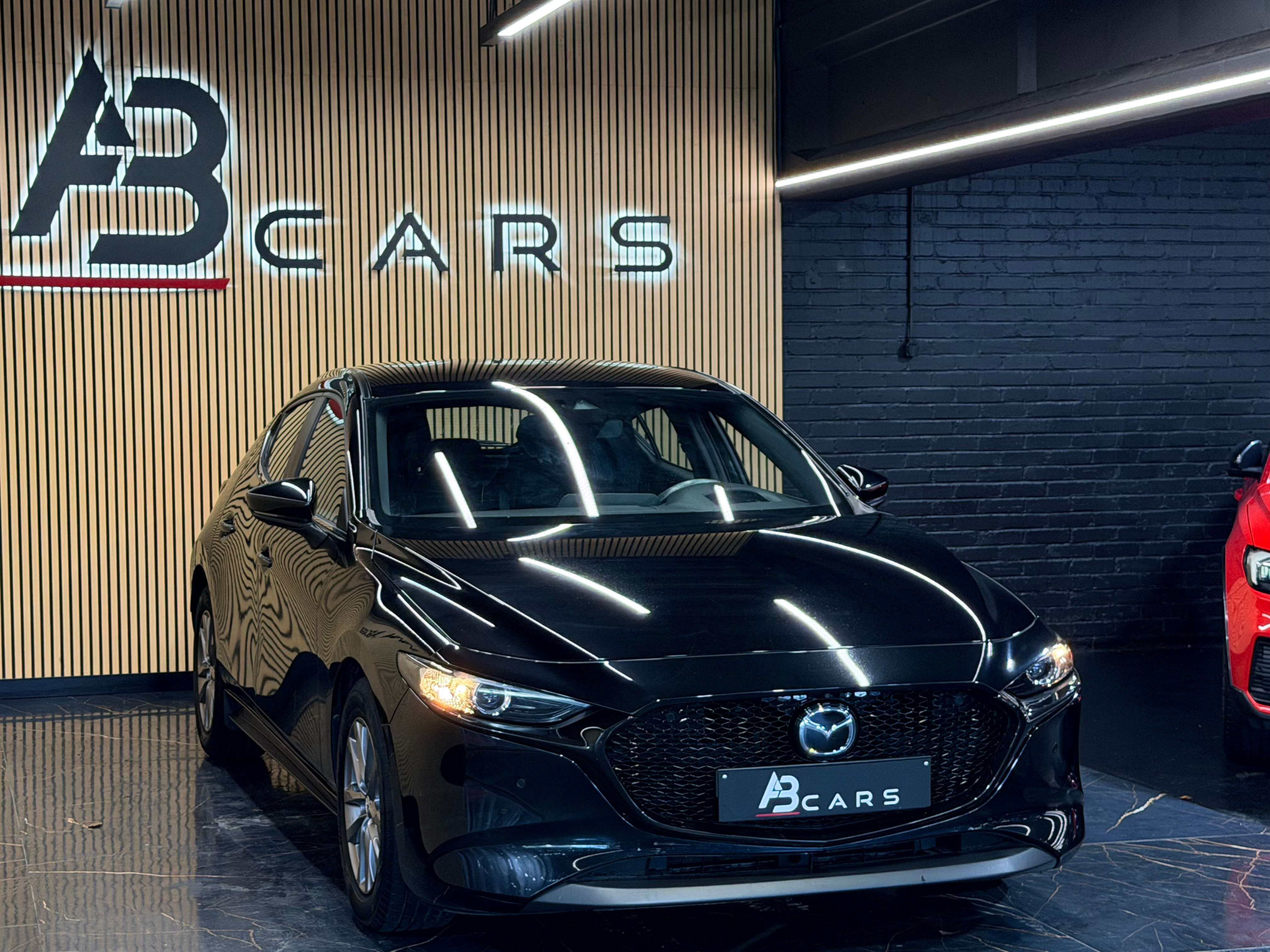Mazda 3 1.8 D SKYACTIV ** 1ER PROPRIO ** GARANTIE 12 MOIS **