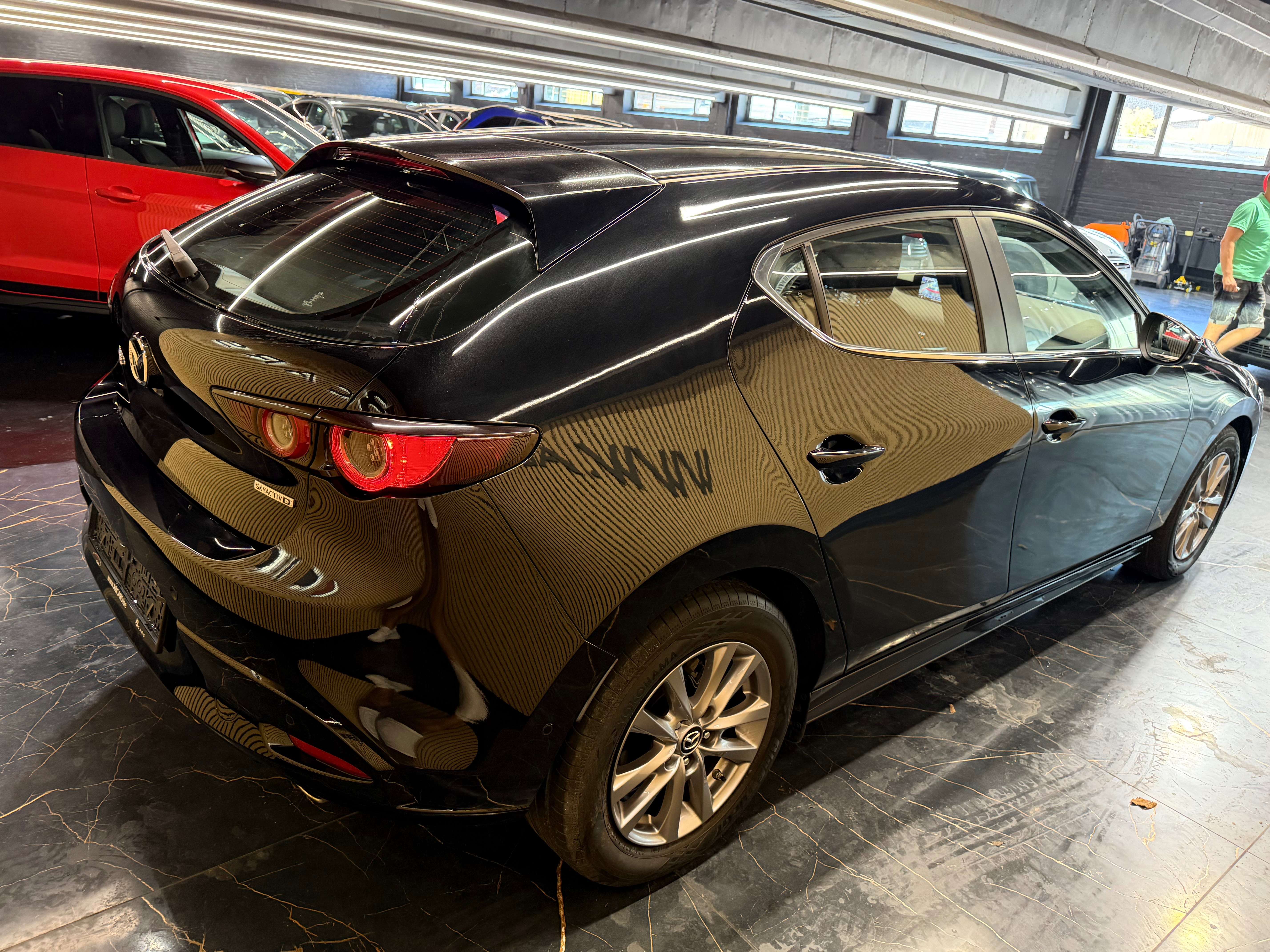 Mazda 3 1.8 D SKYACTIV ** 1ER PROPRIO ** GARANTIE 12 MOIS **