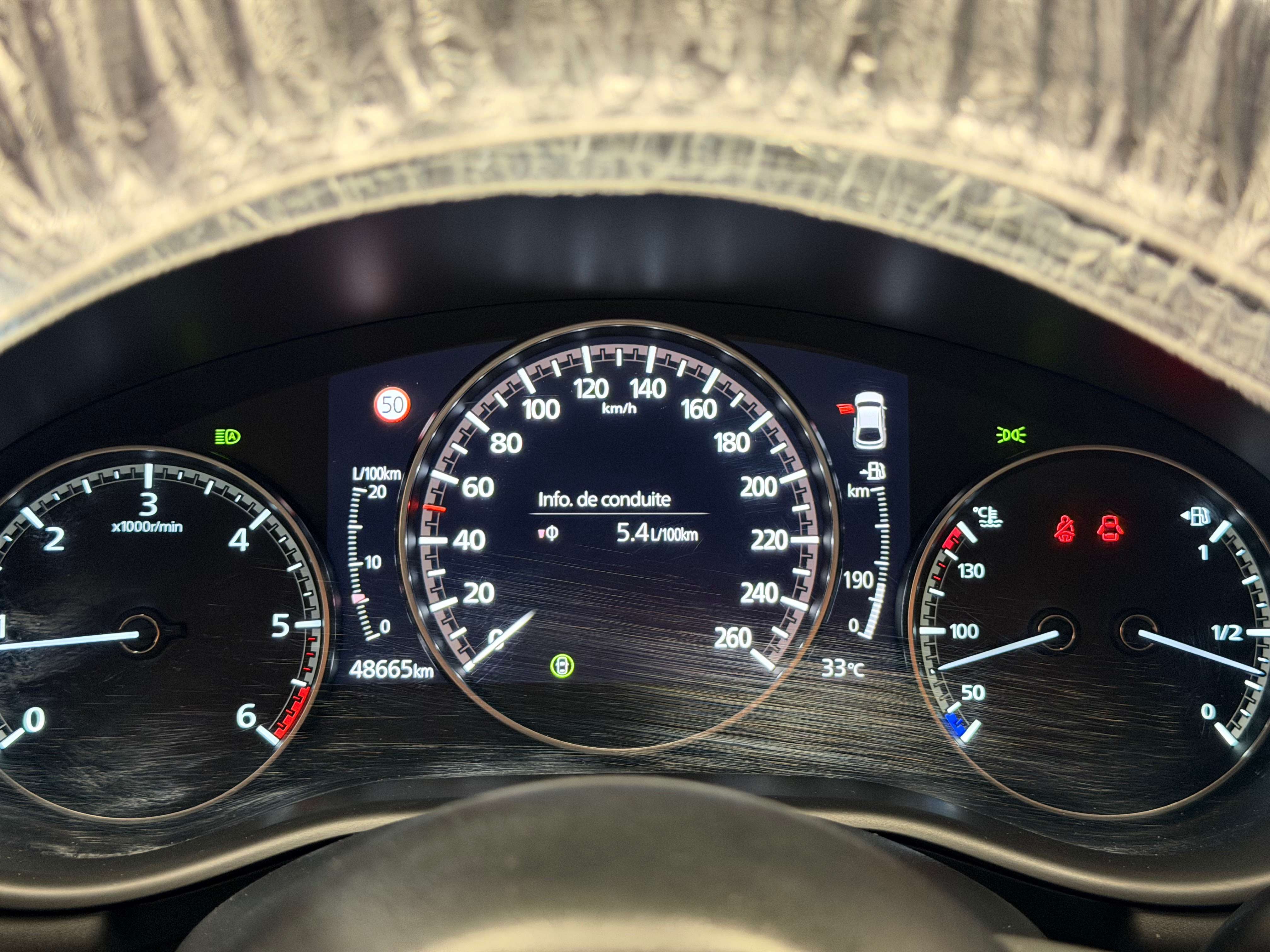Mazda 3 1.8 D SKYACTIV ** 1ER PROPRIO ** GARANTIE 12 MOIS **