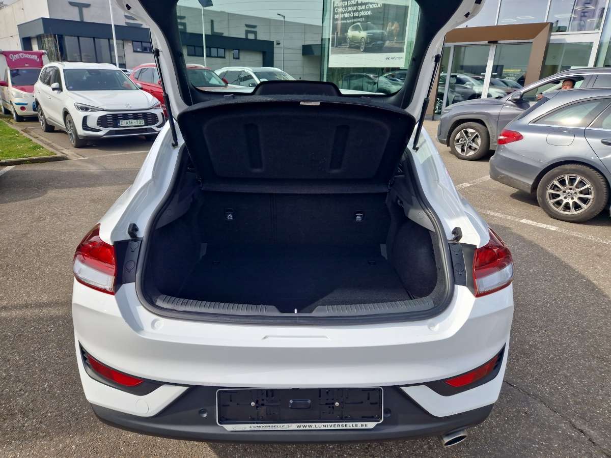 Hyundai i30 Techno  FASTBACK 48V