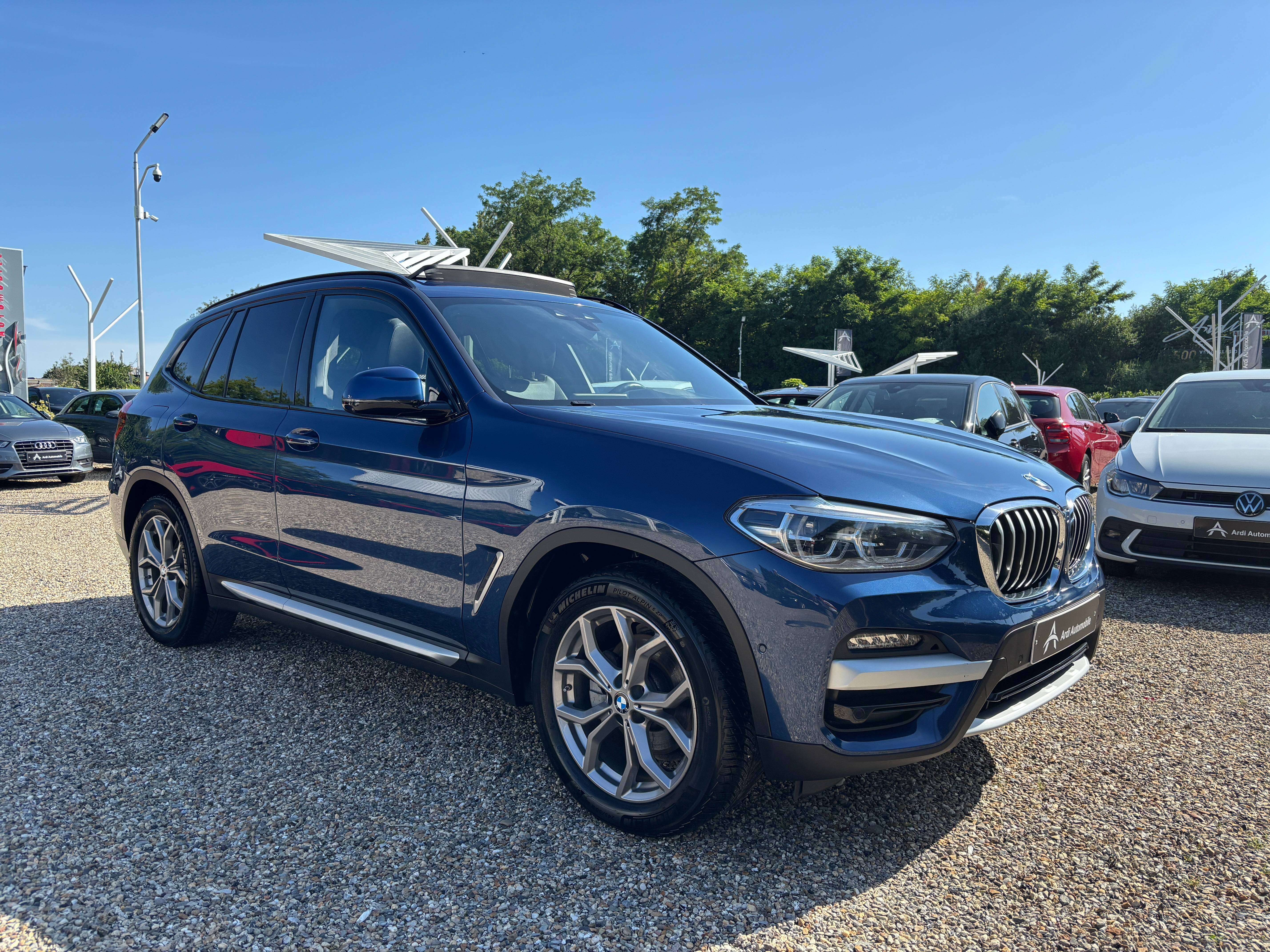 BMW X3 2.0 dA xDrive20 *CARPLAY*TOIT OUV+PANO*1ER PROPRIO*GARANTIE*