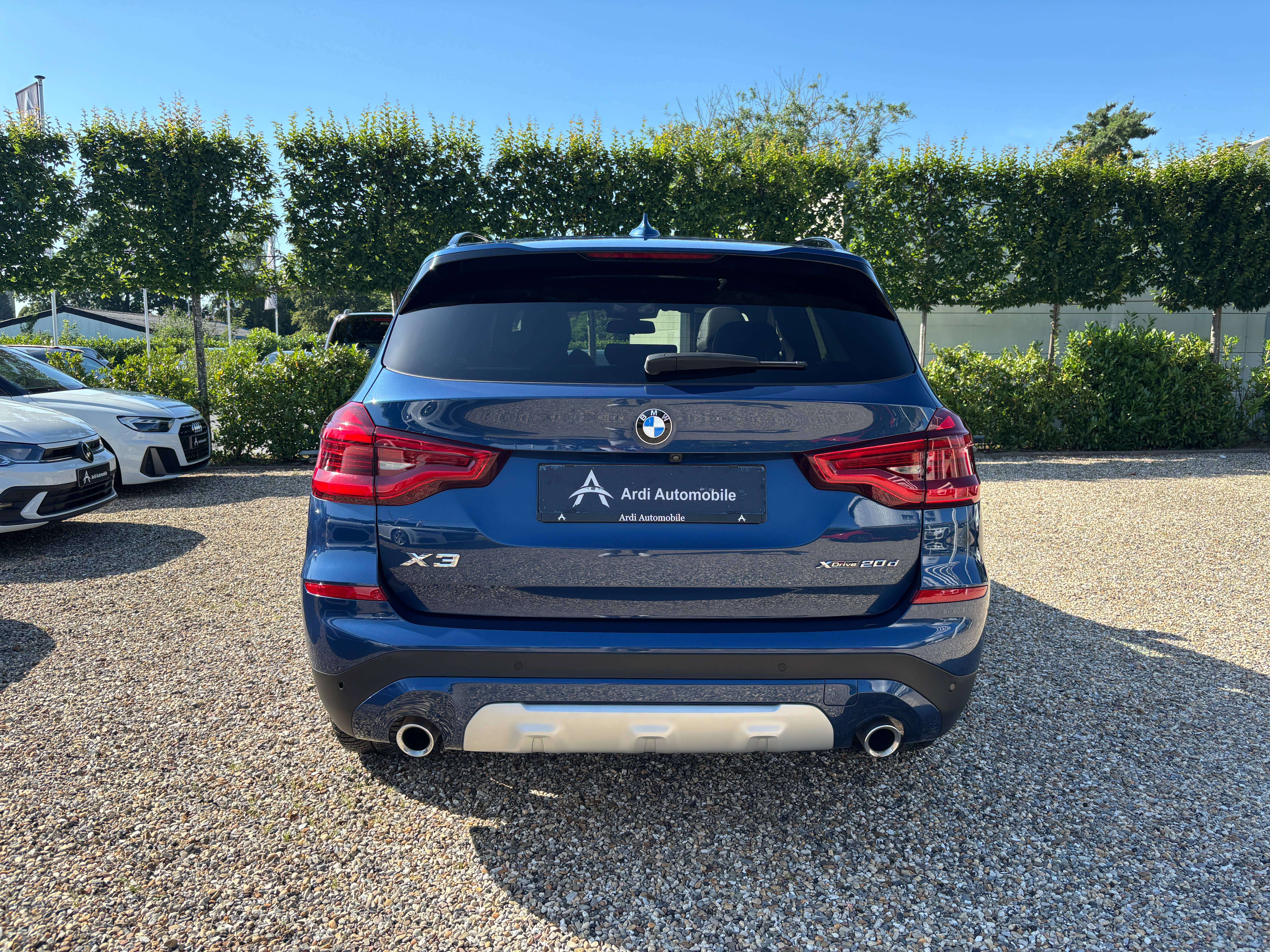 BMW X3 2.0 dA xDrive20 *CARPLAY*TOIT OUV+PANO*1ER PROPRIO*GARANTIE*