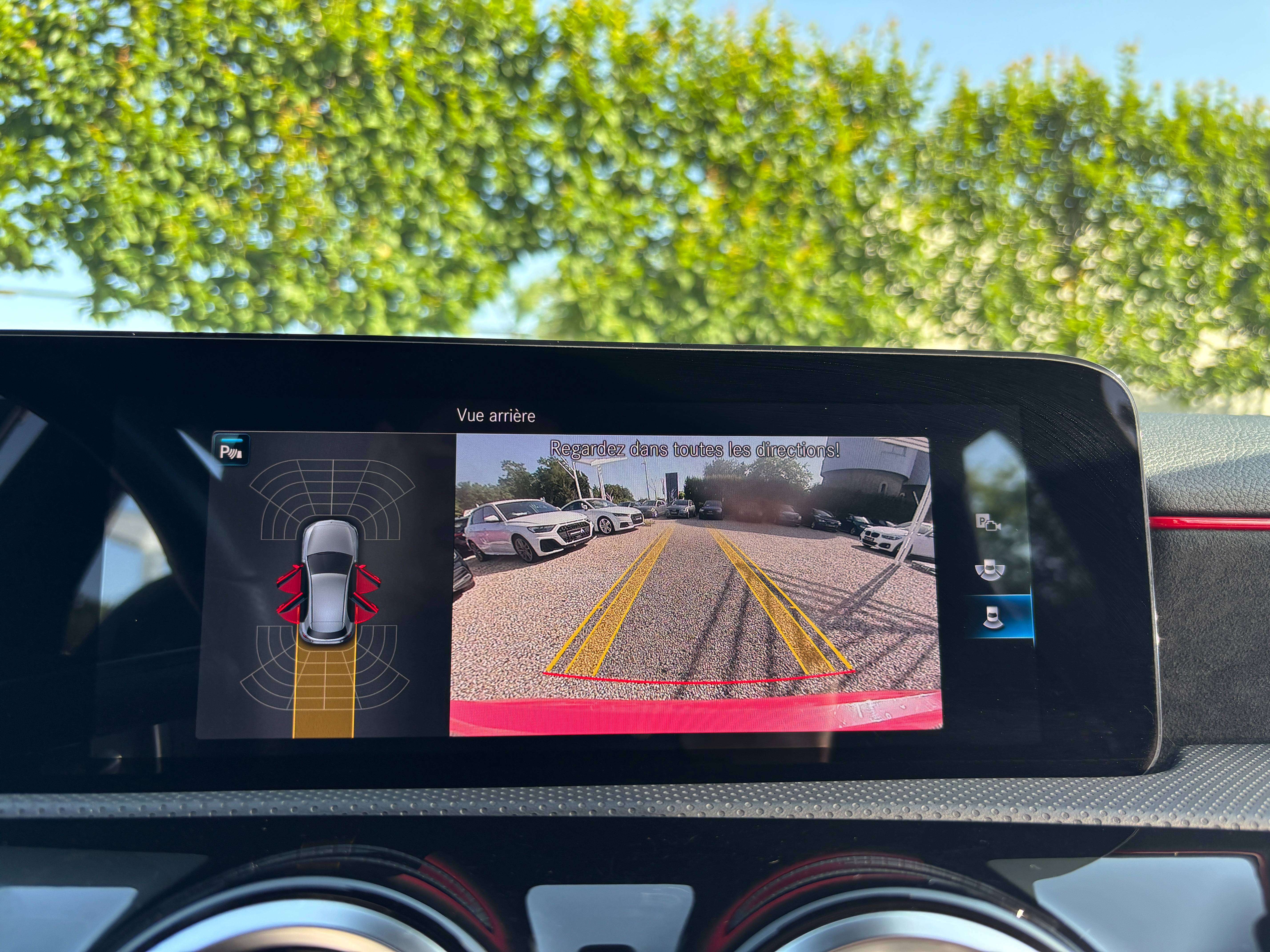 Mercedes-Benz A 250 e PHEV *PACK AMG*CARPLAY*SIEGE CHAUFF*1ER PROPRIO*GARANTIE*