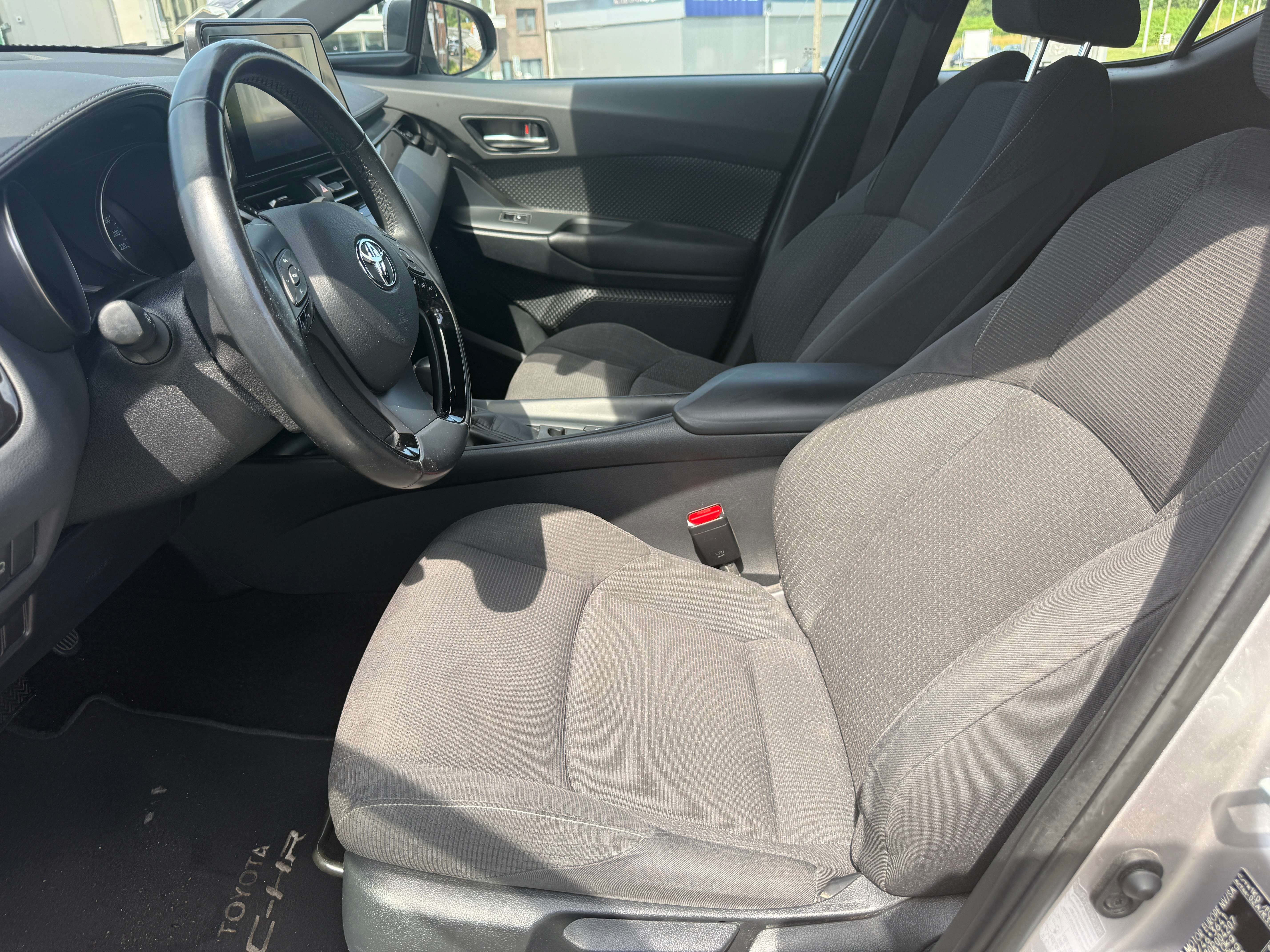 Toyota C-HR C-HR 1.2 Turbo 4WD C-Hic CVT