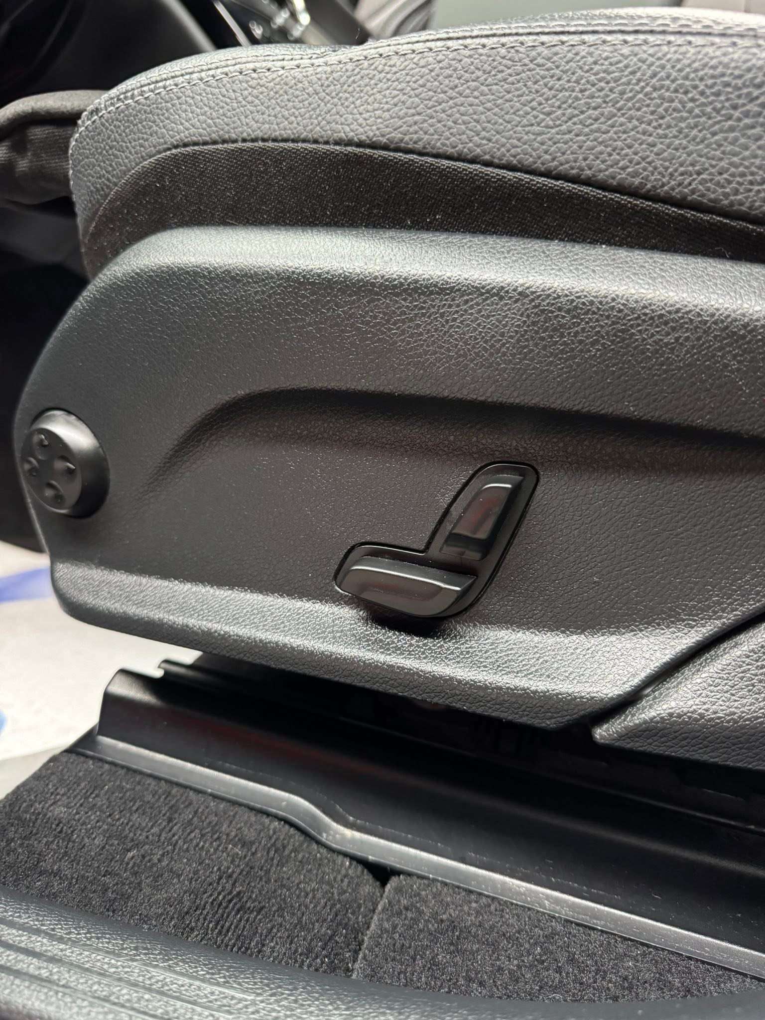 Mercedes-Benz GLC 250 GLC 250 d 4-Matic Pack Amg intérieur **12 mois de garantie**