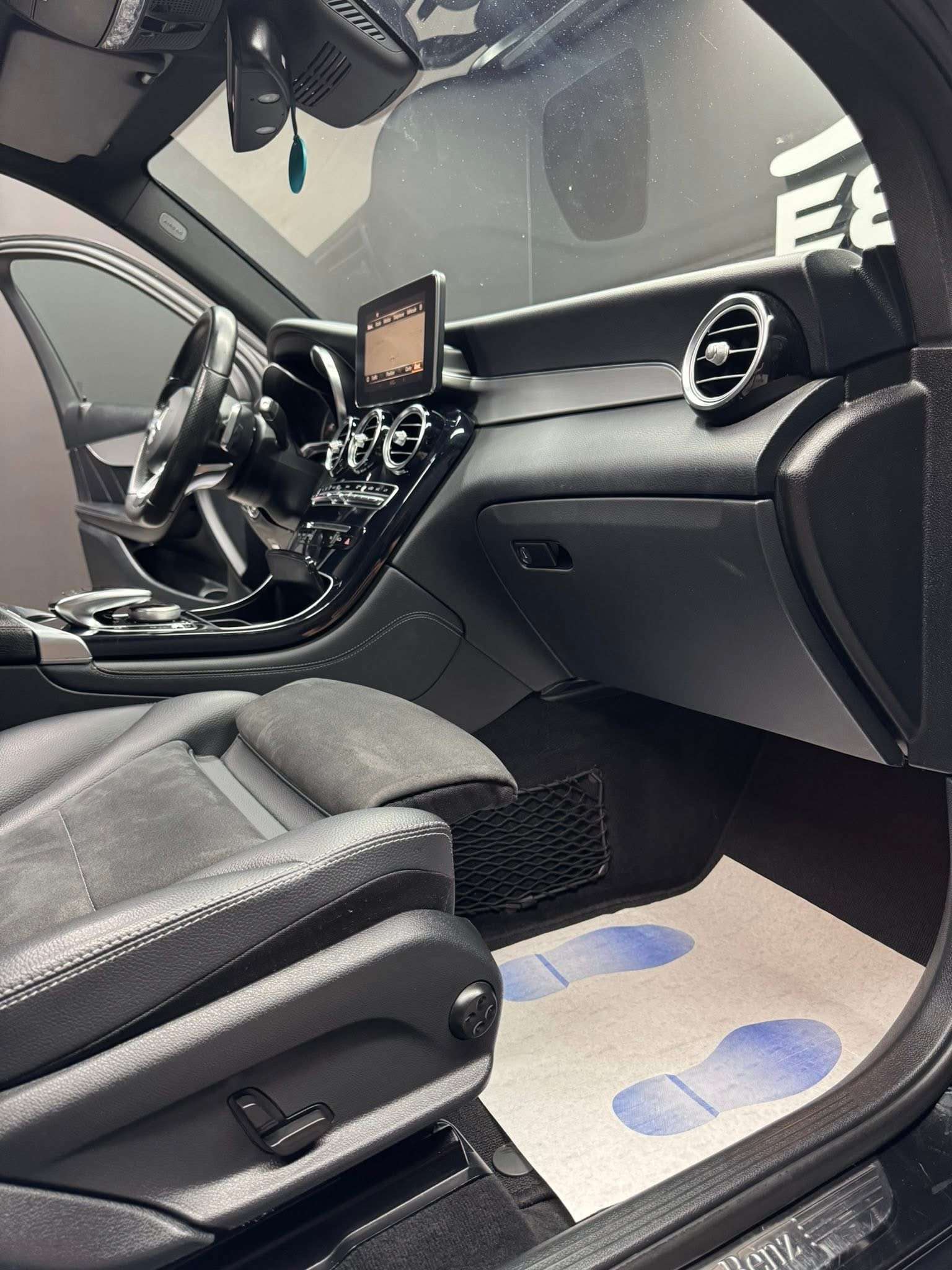 Mercedes-Benz GLC 250 GLC 250 d 4-Matic Pack Amg intérieur **12 mois de garantie**