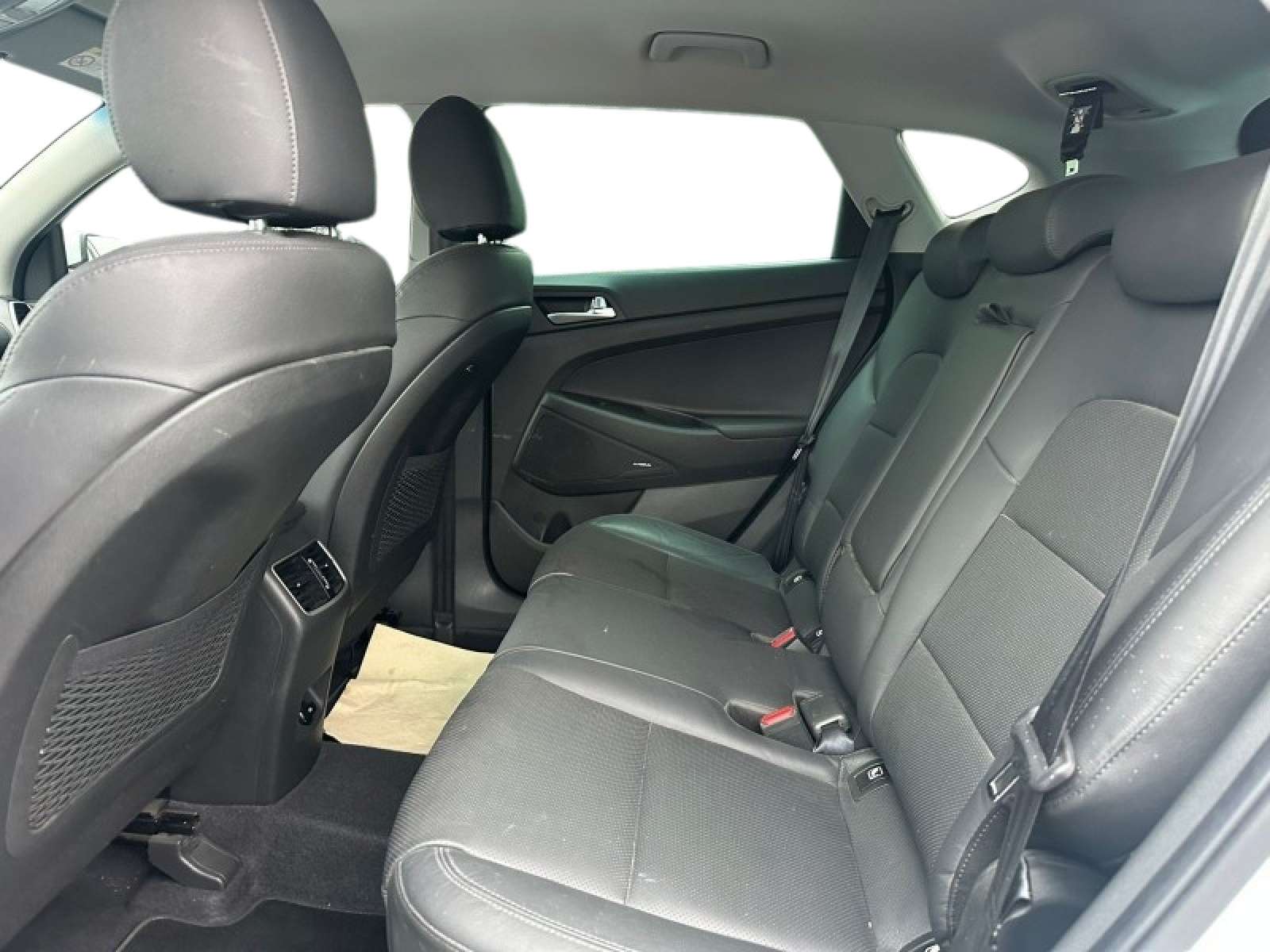 Hyundai TUCSON FEEL COMFORT PACK