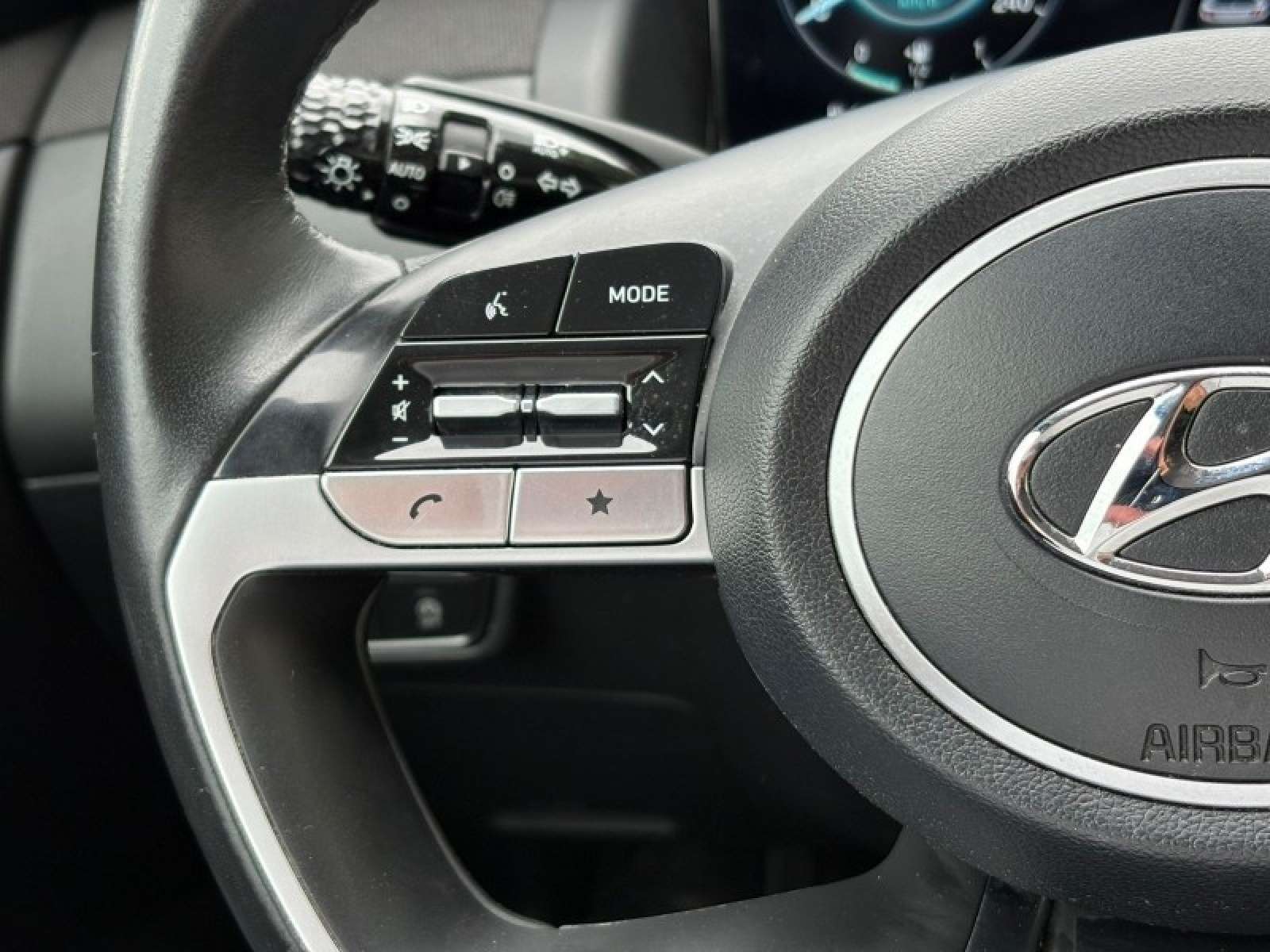 Hyundai TUCSON FEEL COMFORT PACK