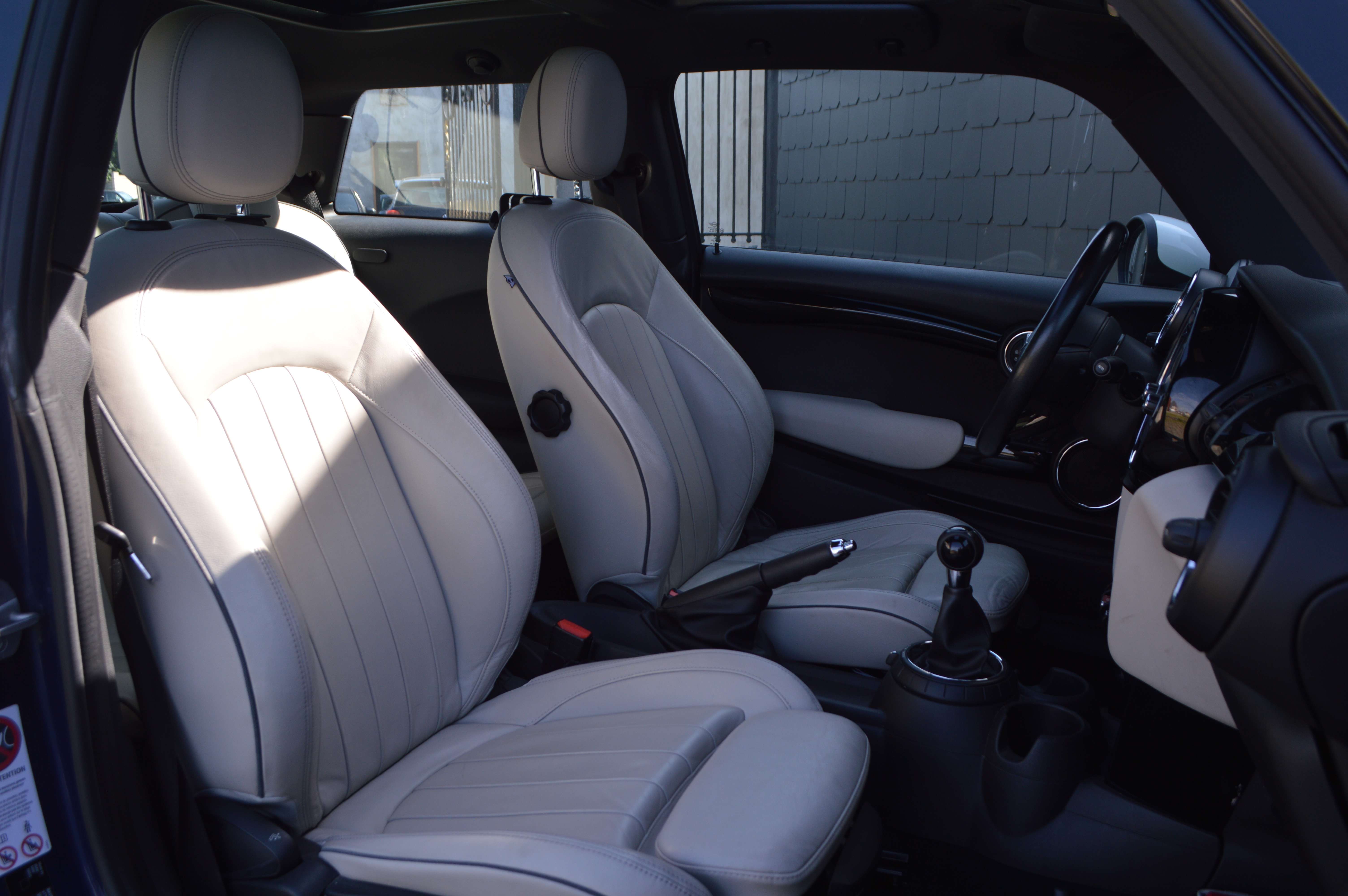 MINI Cooper 1.5 LEDER  OPENDAK  CARPASS CARNET 1HND