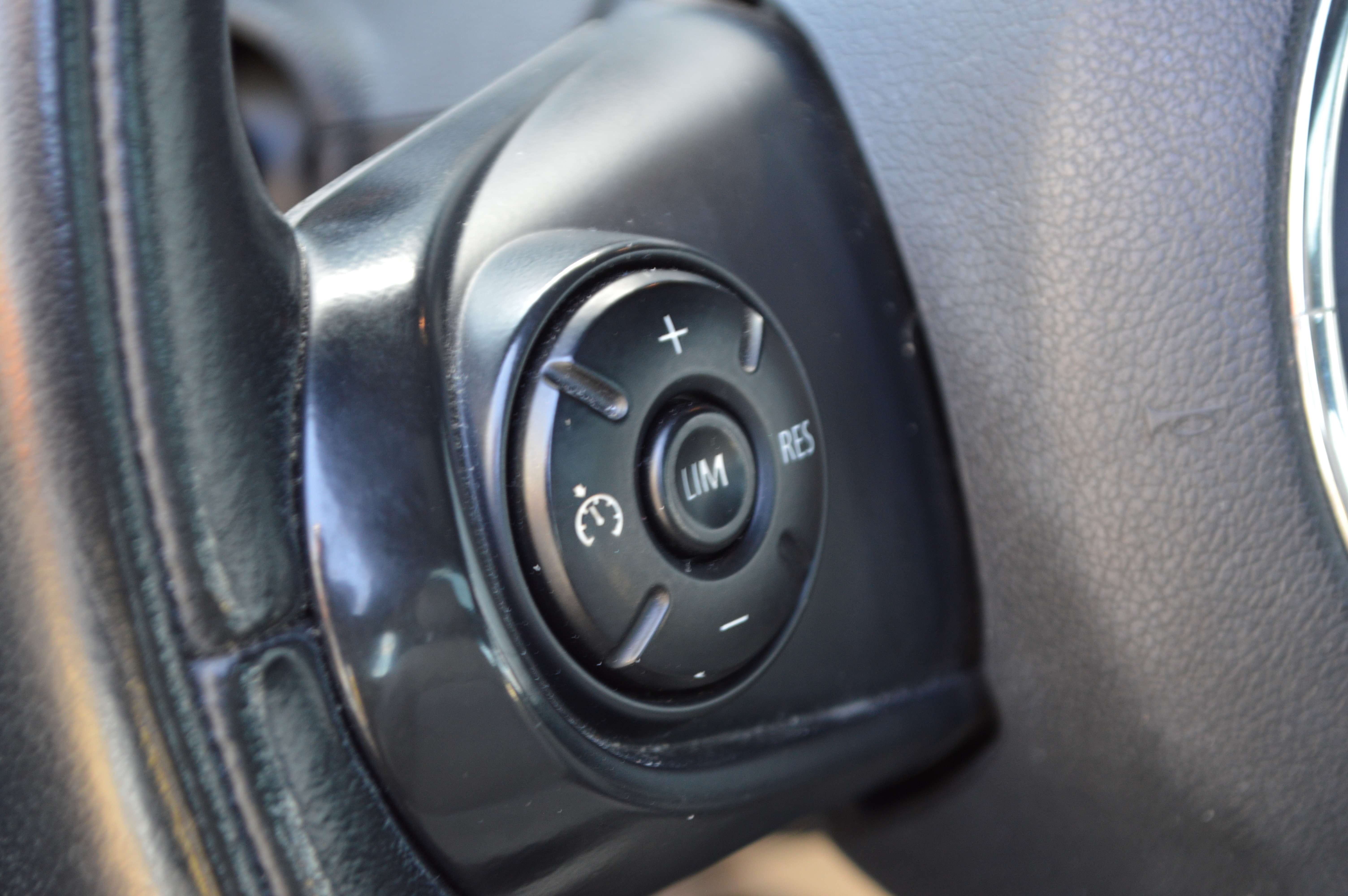 MINI Cooper 1.5 LEDER  OPENDAK  CARPASS CARNET 1HND