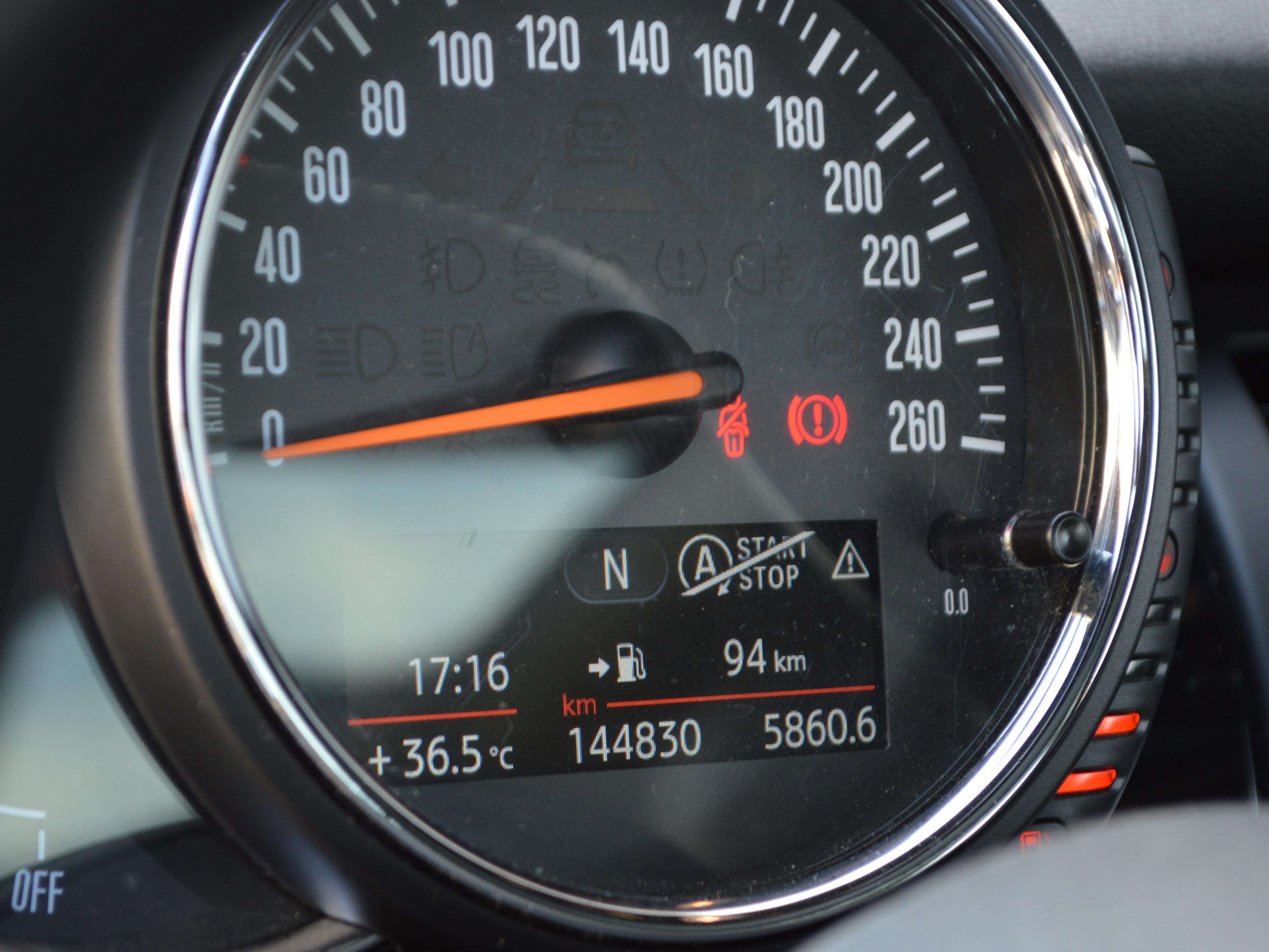 MINI Cooper 1.5 LEDER  OPENDAK  CARPASS CARNET 1HND