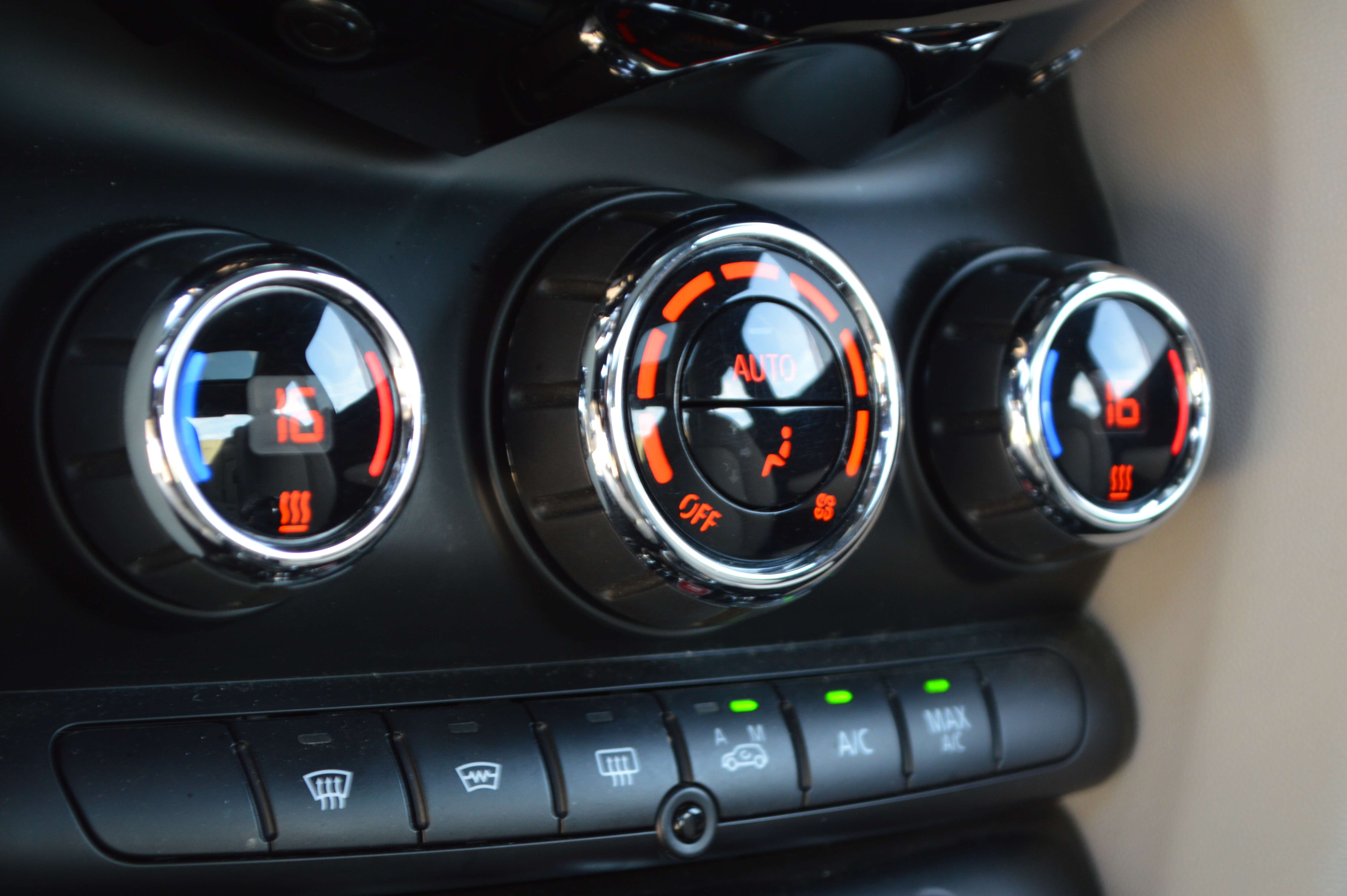 MINI Cooper 1.5 LEDER  OPENDAK  CARPASS CARNET 1HND