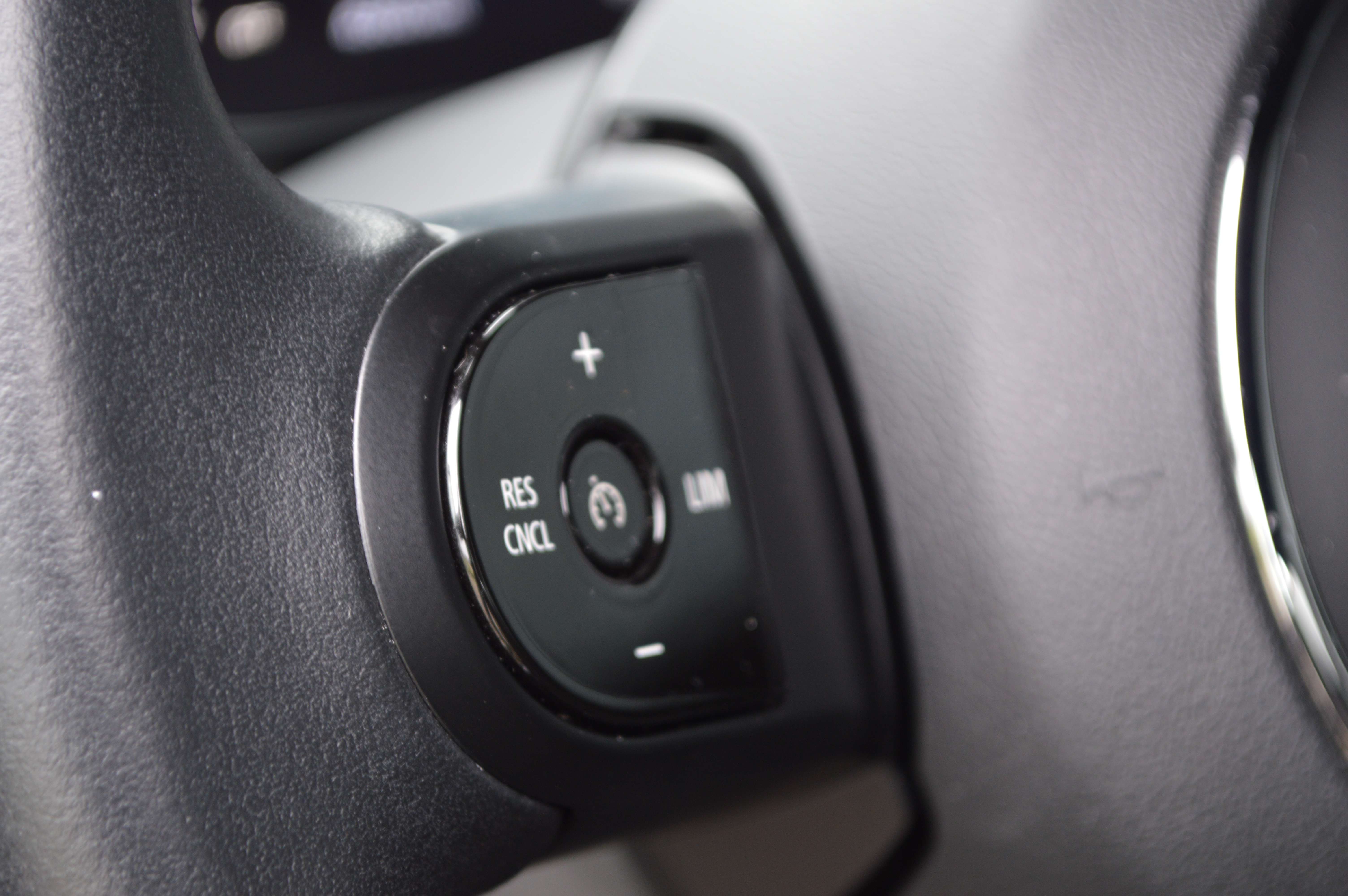 MINI One essence 1HND CARPASS CARNET LED CARPLAY