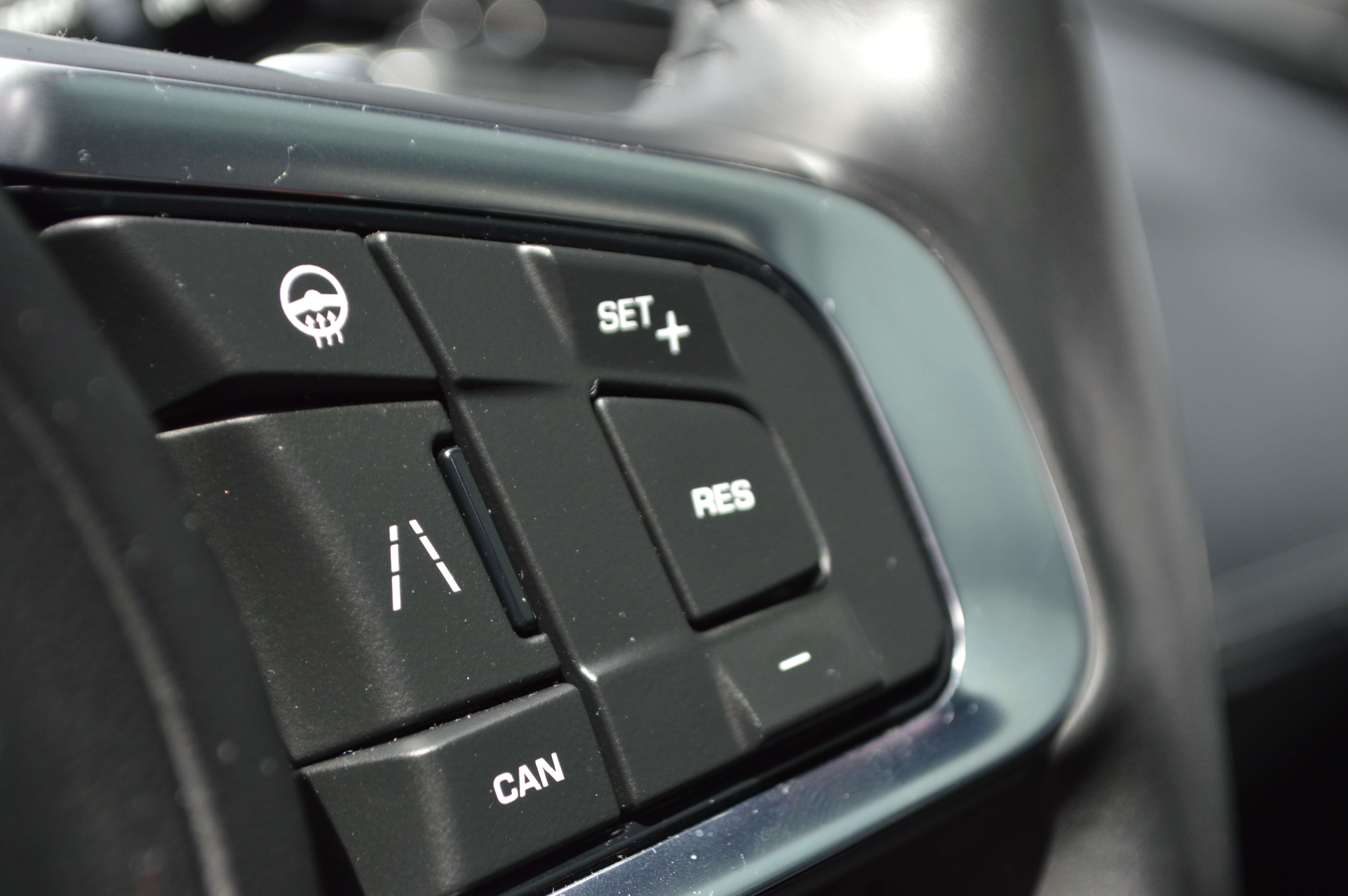 Jaguar F-Pace 2.0 T AWD R-Sport 1HND Full Maintenance book !