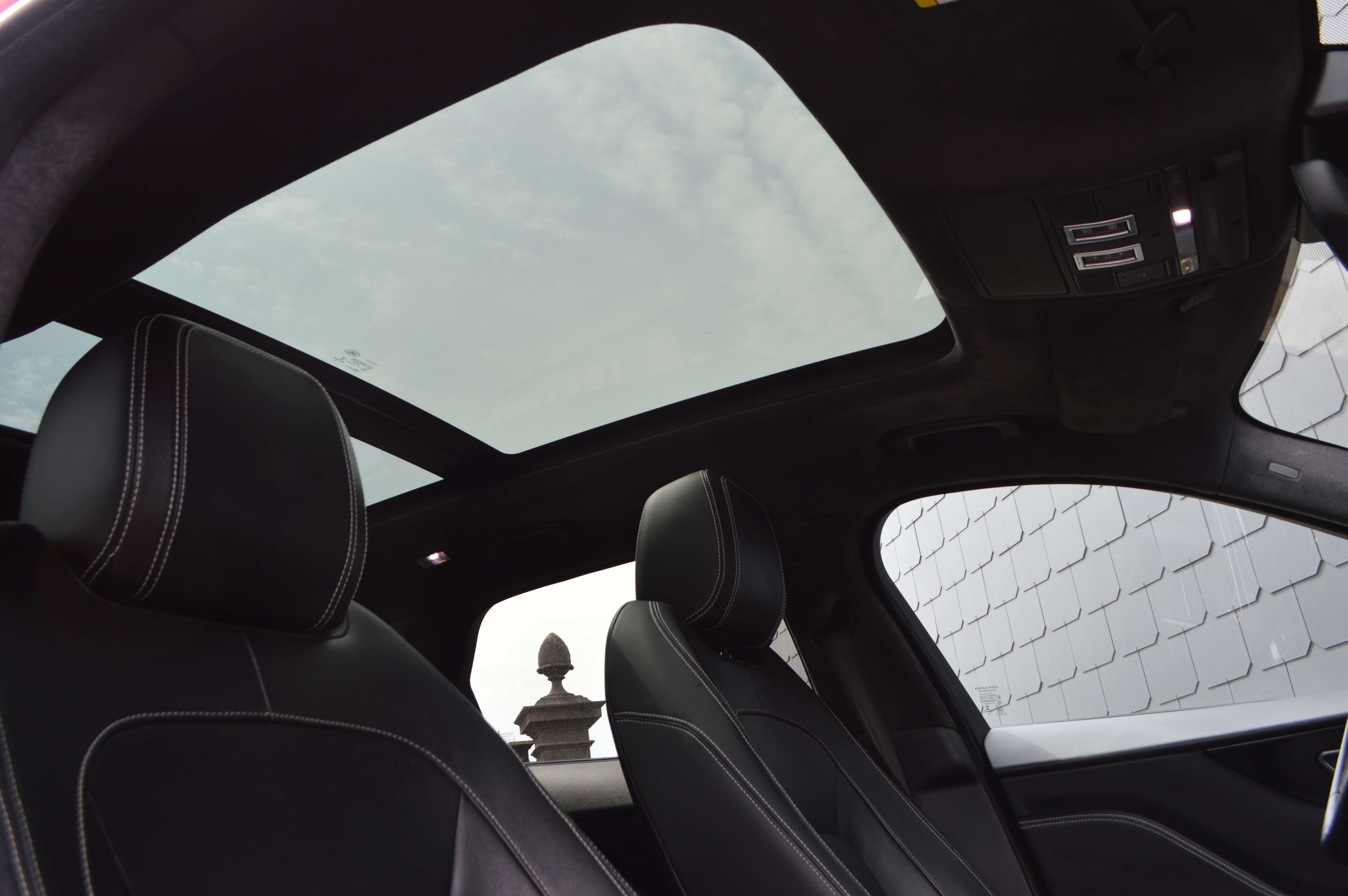 Jaguar F-Pace 2.0 T AWD R-Sport 1HND Full Maintenance book !