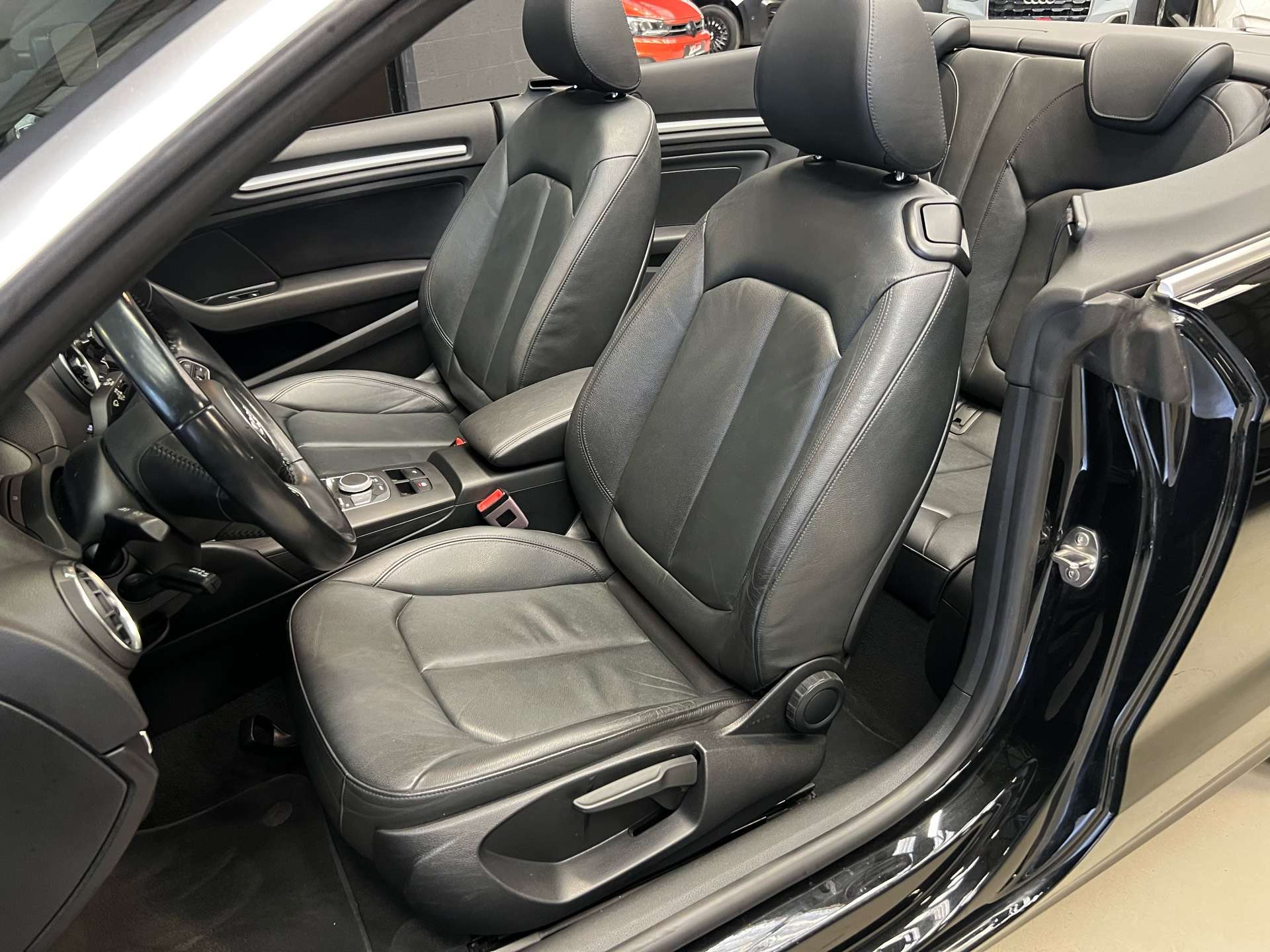 Audi A3 Cabriolet 1.4 TFSI S tronic*S CHAUF*CUIR*GARANTIE*