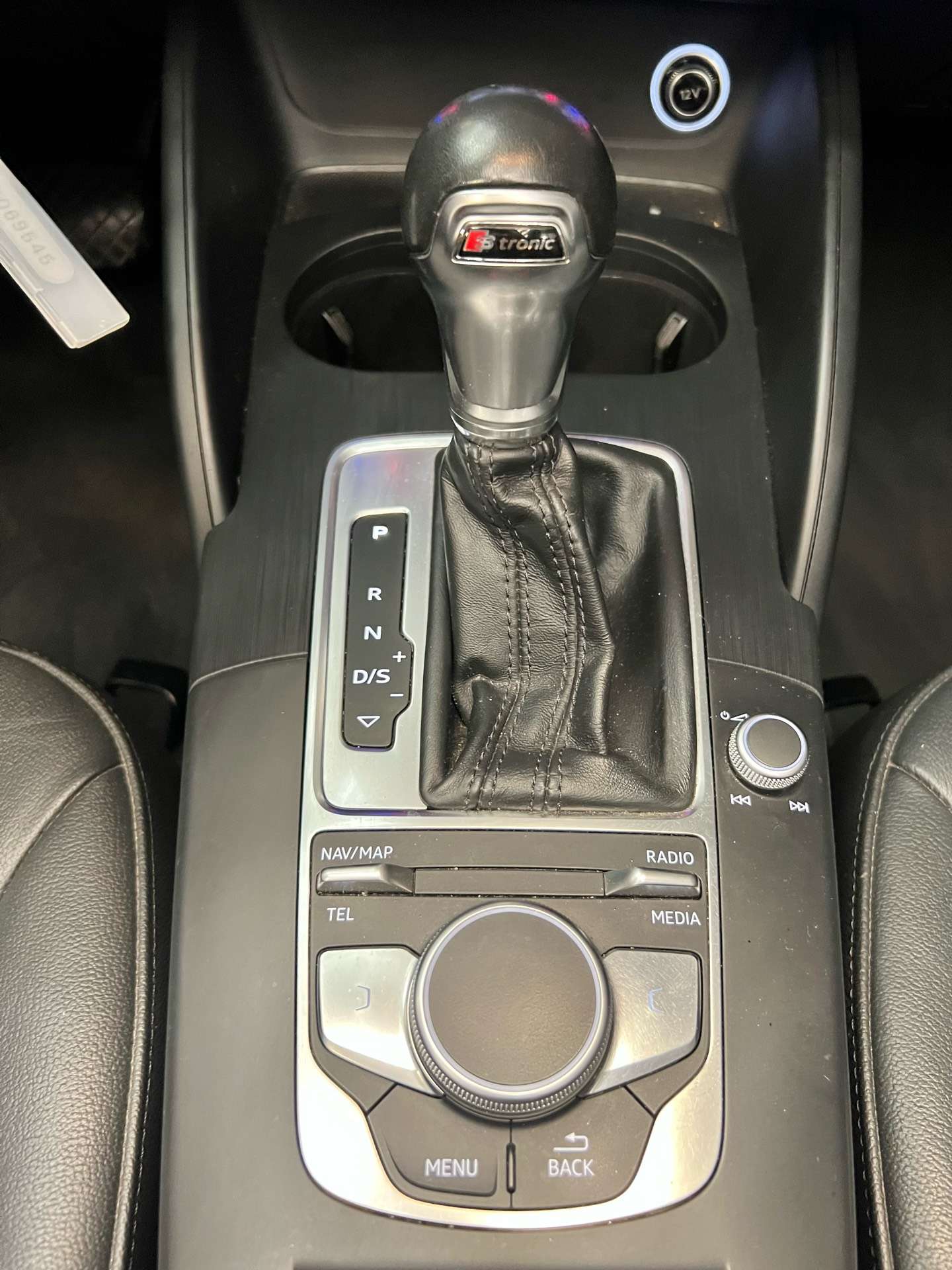 Audi A3 Cabriolet 1.4 TFSI S tronic*S CHAUF*CUIR*GARANTIE*