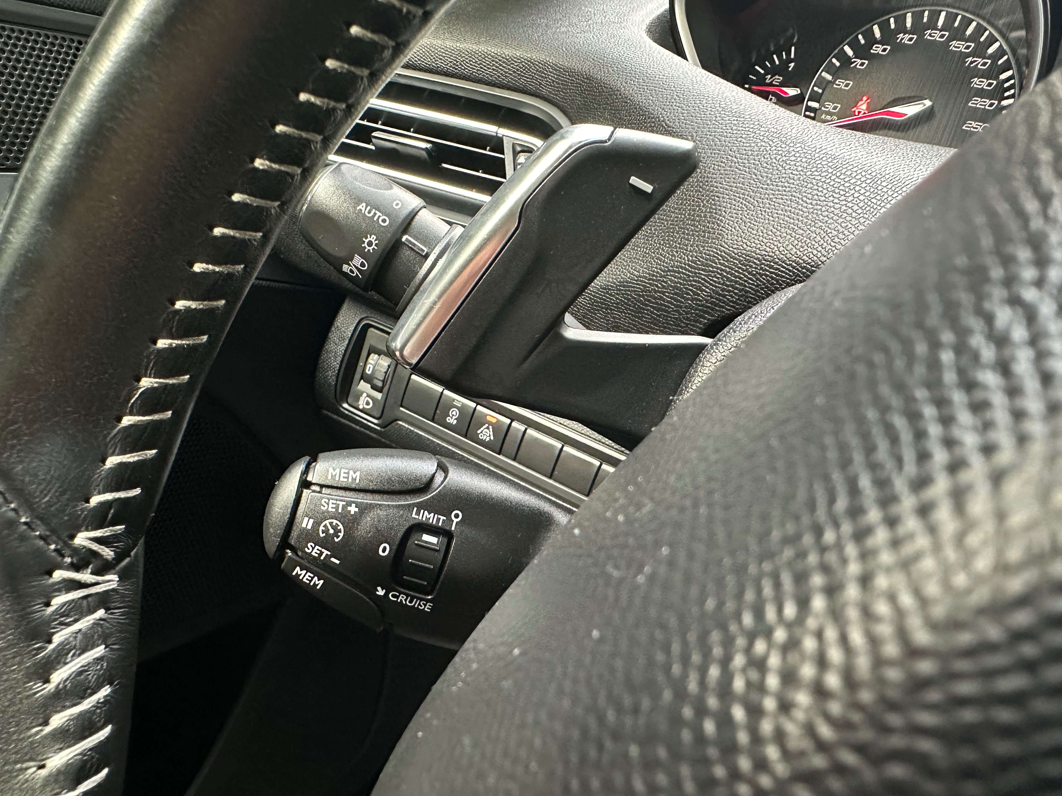Peugeot 308 308 SW 1.5 * Automaat *
