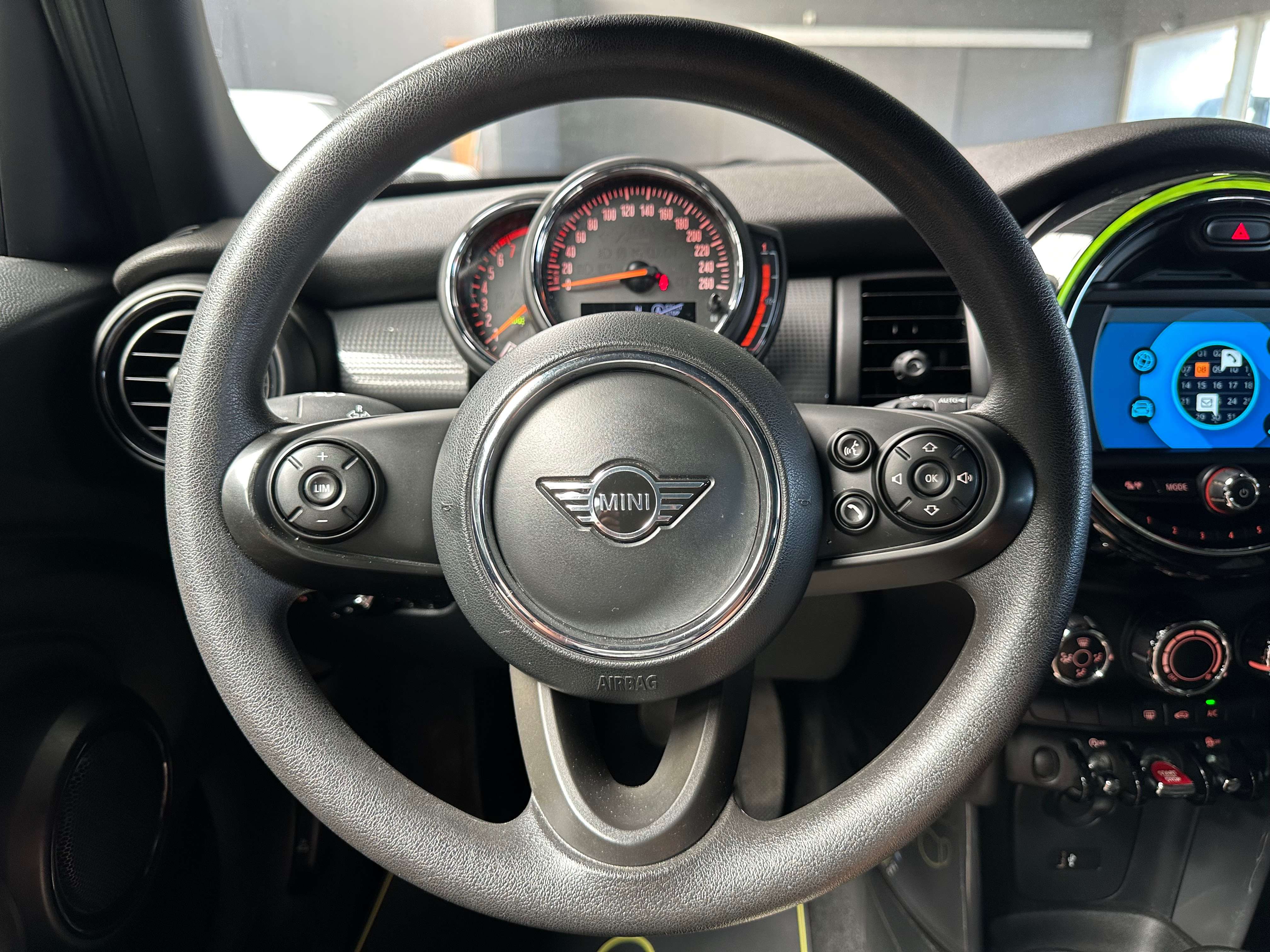 MINI Cooper Mini 1.5 Cooper OPF (EU6d-TEMP)