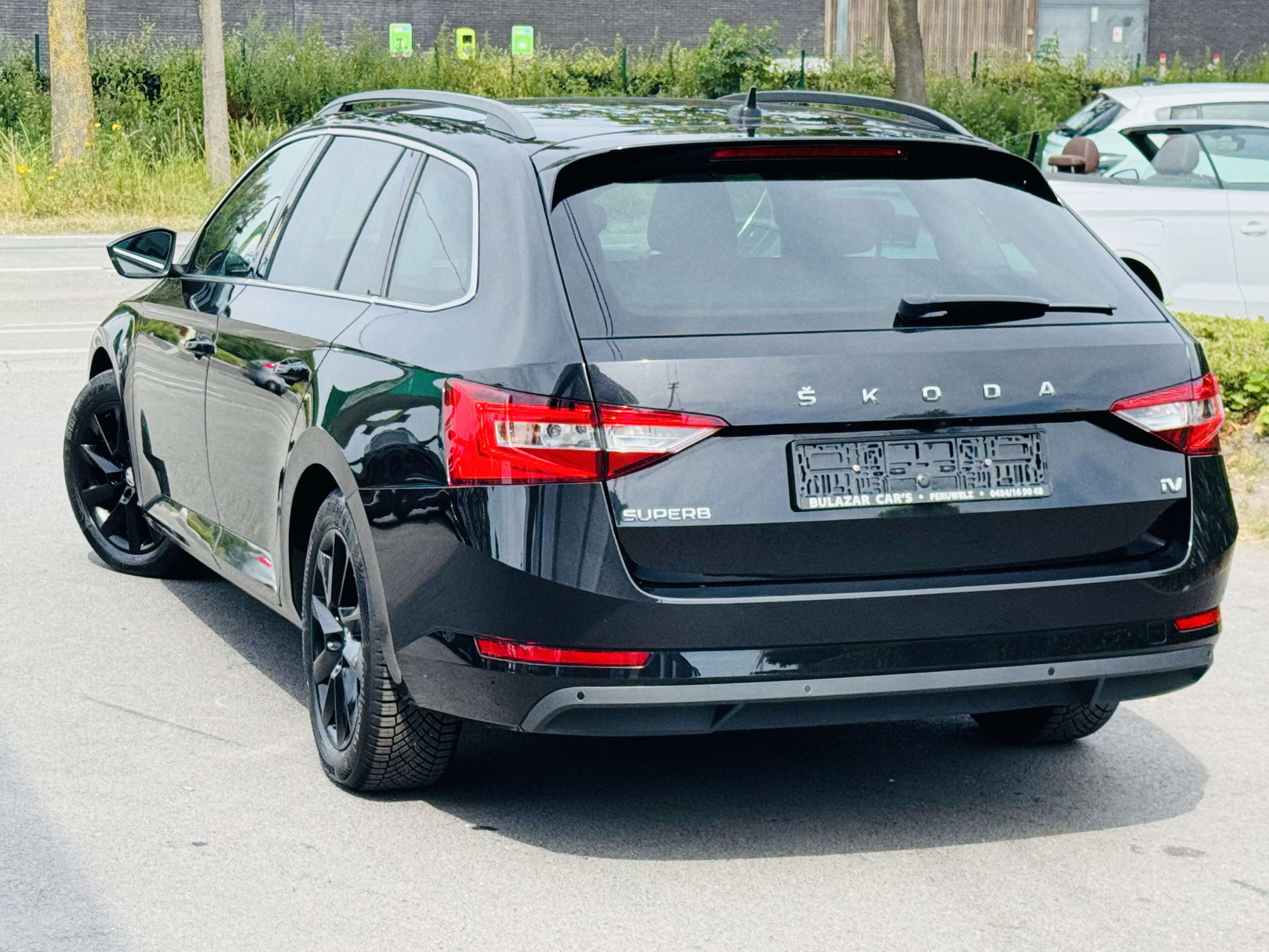 Skoda Superb Superb Combi PHEV 1.4 TSI Sportline DSG*1 ER MAIN*CARNET*GARANTIE 12 MOIS