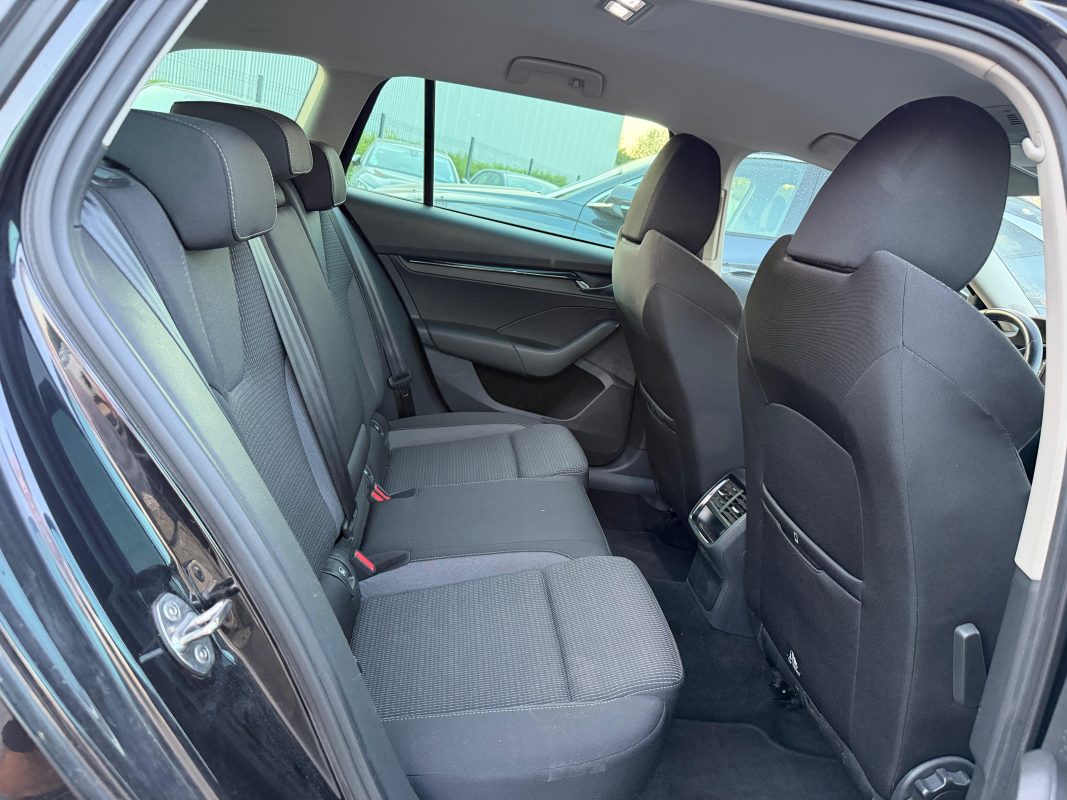 Skoda Octavia COMBI 2.0 TDI 150 BUSINESS