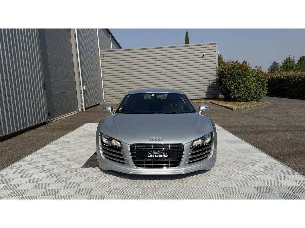 Audi R8 Quattro 4.2 V8 FSI - BV R-tronic COUPE . PHASE 1