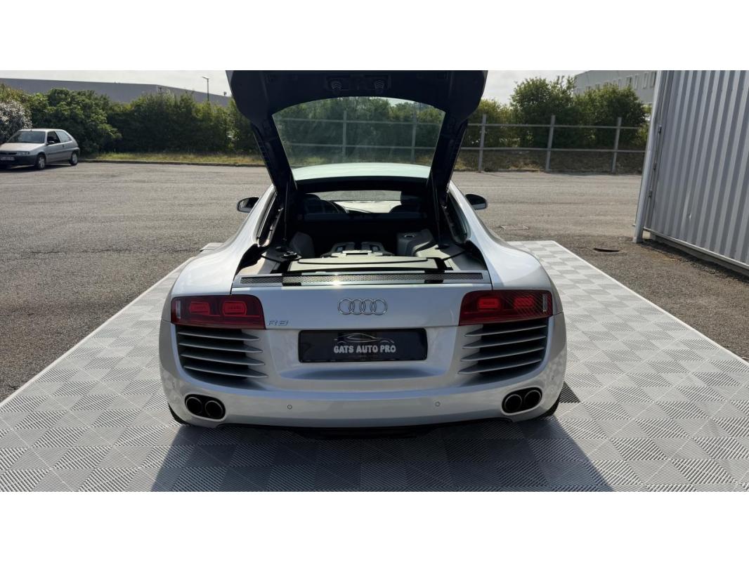 Audi R8 Quattro 4.2 V8 FSI - BV R-tronic COUPE . PHASE 1