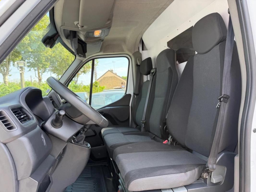 Renault Master Vu 2.3 DCI 135 L1H2 CONFORT / 1 MAIN GARANTIE TVA RECUPERABLE