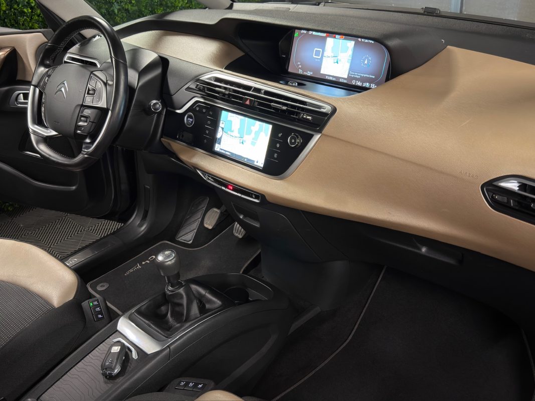 Citroen C4 GRAND II EXCLUSIVE 2.0 HDI 150 Cv 1ERE MAIN / 7 PLACES - GARANTIE 1 AN