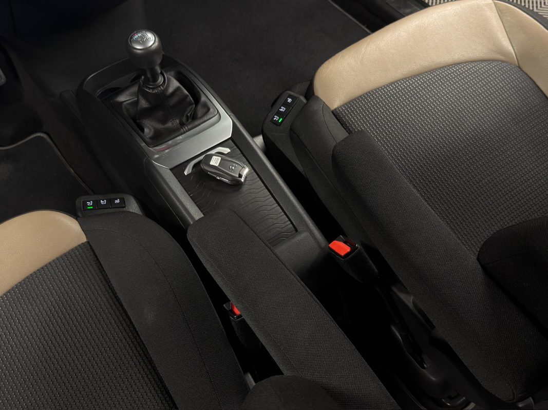 Citroen C4 GRAND II EXCLUSIVE 2.0 HDI 150 Cv 1ERE MAIN / 7 PLACES - GARANTIE 1 AN