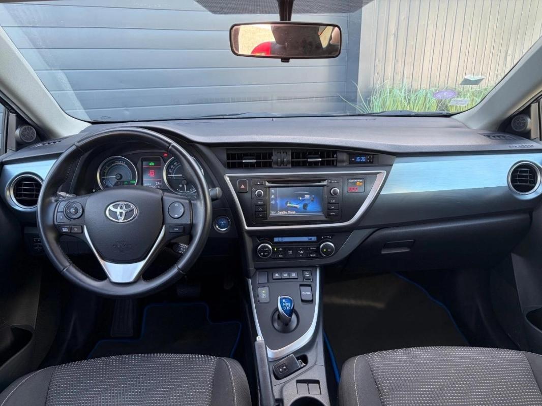 Toyota Auris Hybrid 1.8 HSD 136H Business Dynamic