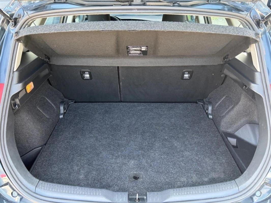 Toyota Auris Hybrid 1.8 HSD 136H Business Dynamic