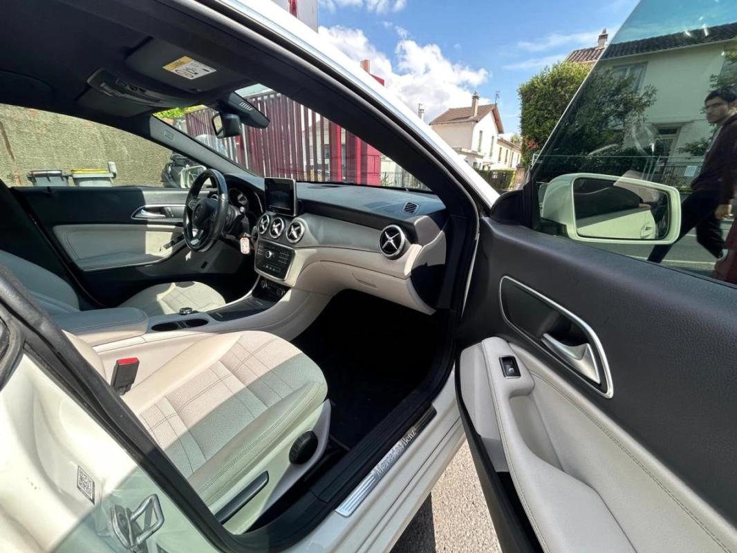 Mercedes-Benz Cla SHOOTING BRAKE 2.2 220 CDI 175 SENSATION 7G-DCT BVA