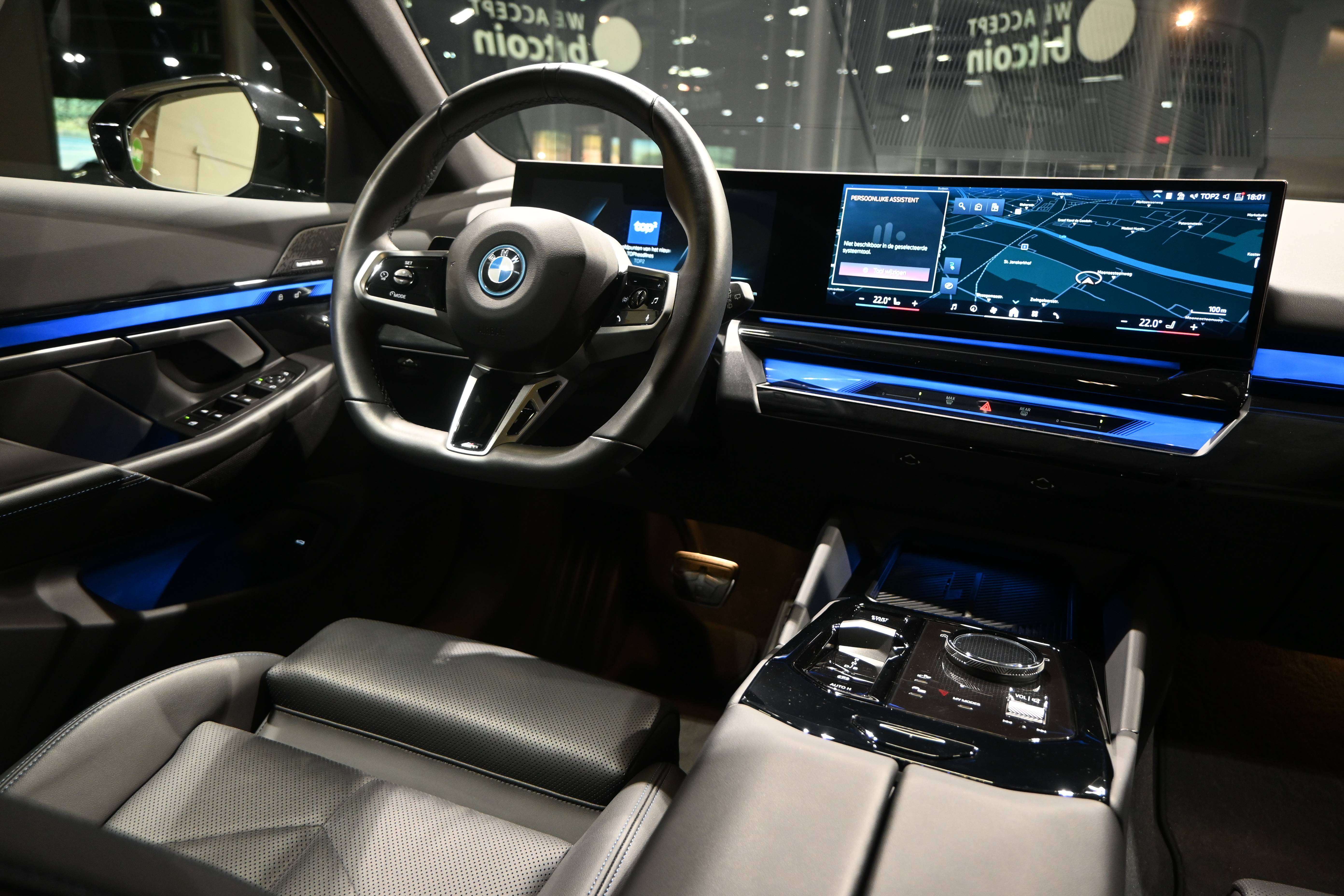 BMW i5 Touring eDrive40 M Sport **LED/LEDER/CAM/H&K/DAB/TREKHAAK**