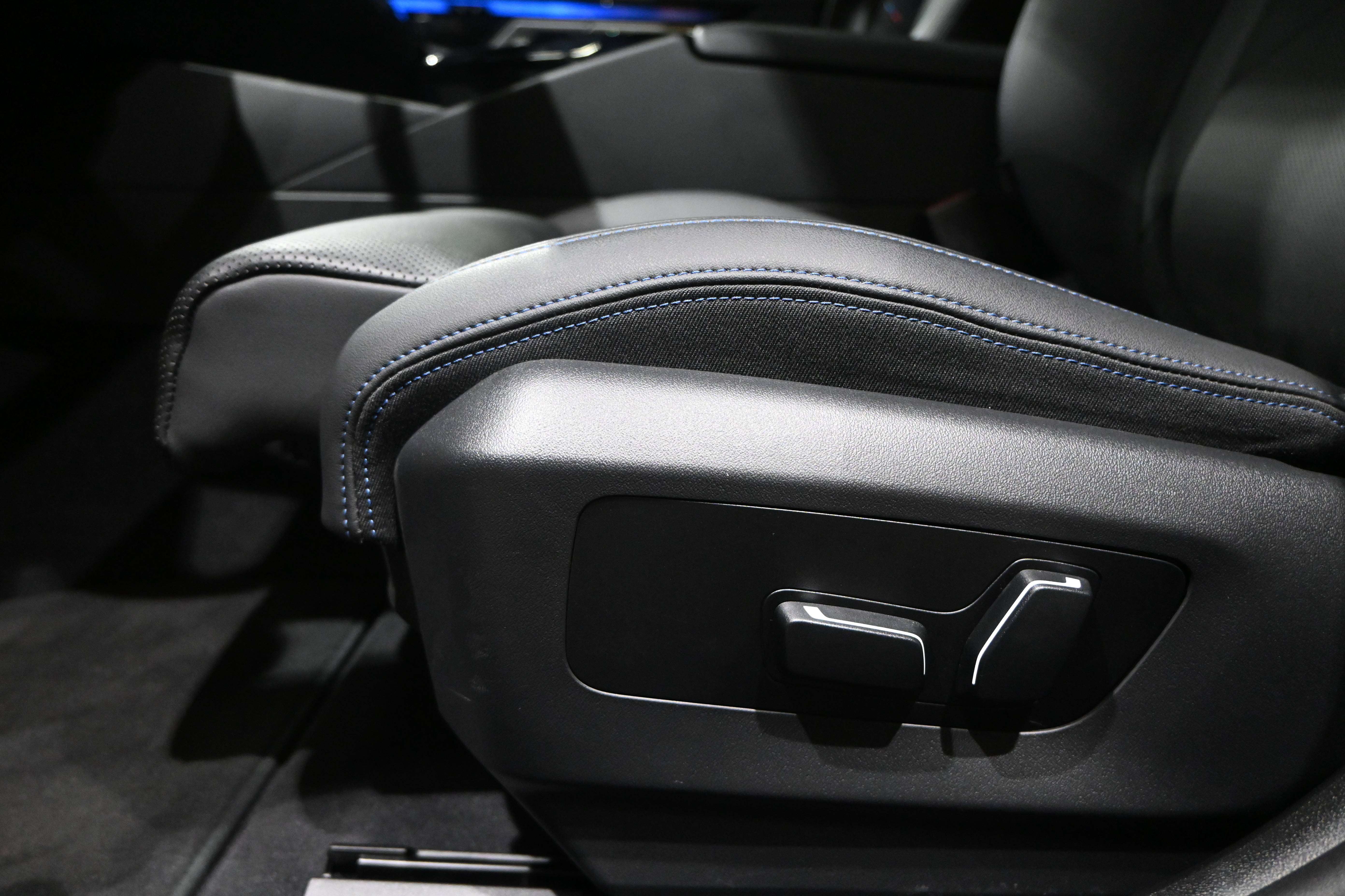 BMW i5 Touring eDrive40 M Sport **LED/LEDER/CAM/H&K/DAB/TREKHAAK**