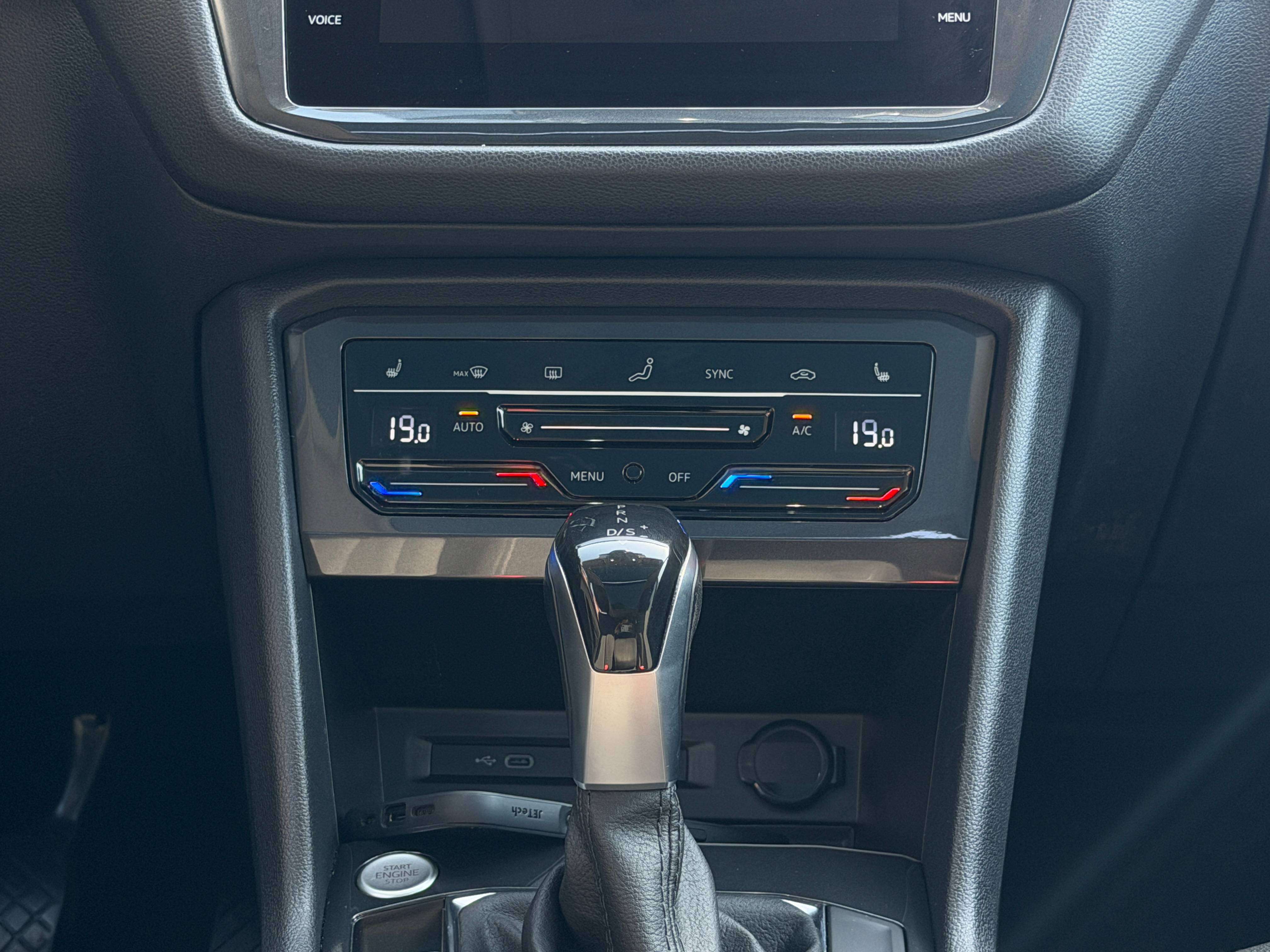 Volkswagen Tiguan Allspace 7 places - Caméra - Sg chauffants - CarPlay - Attelage