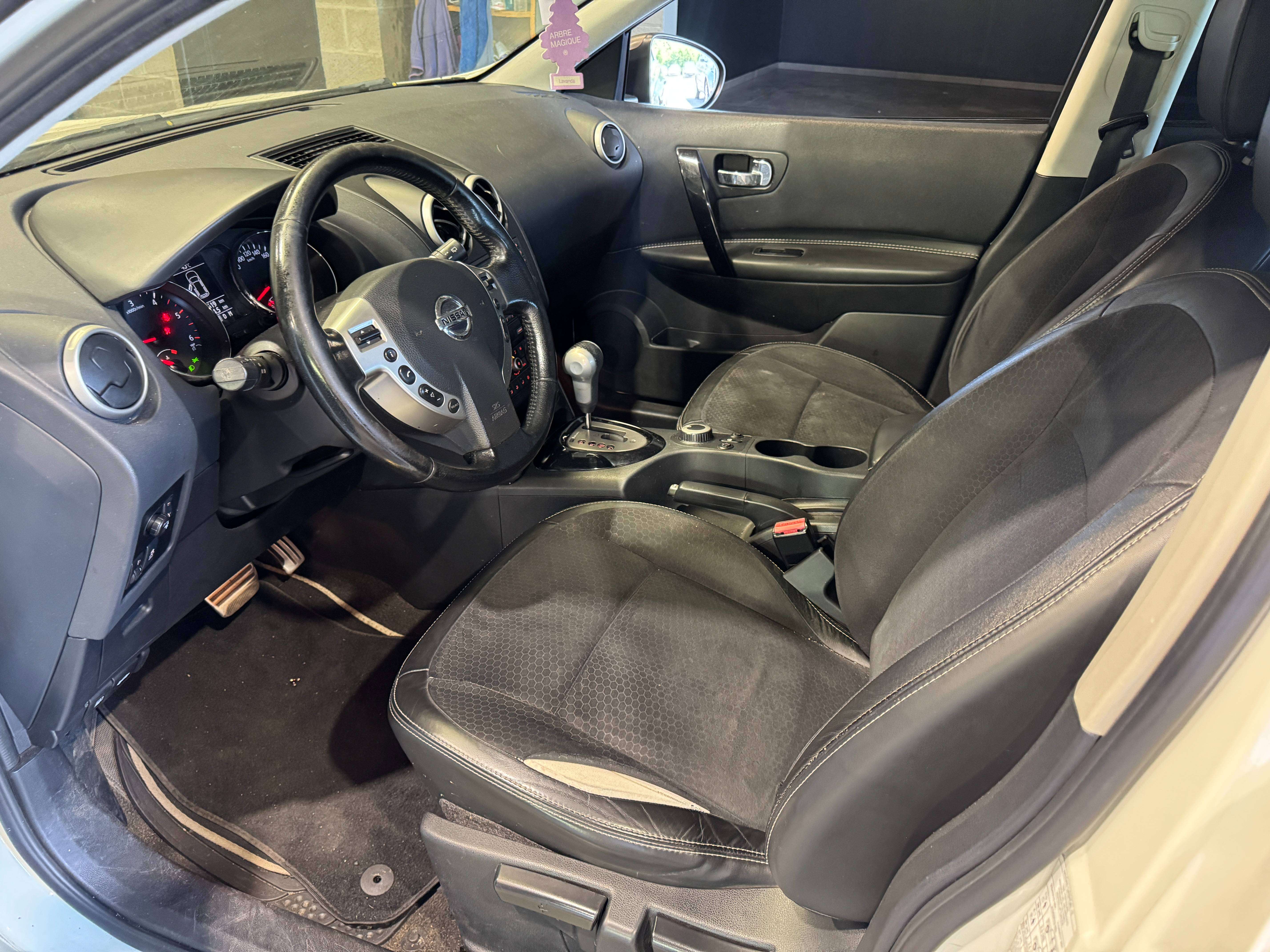 Nissan Qashqai+2 Qashqai 2 2.0 dCi 4WD** Marchand ou export **