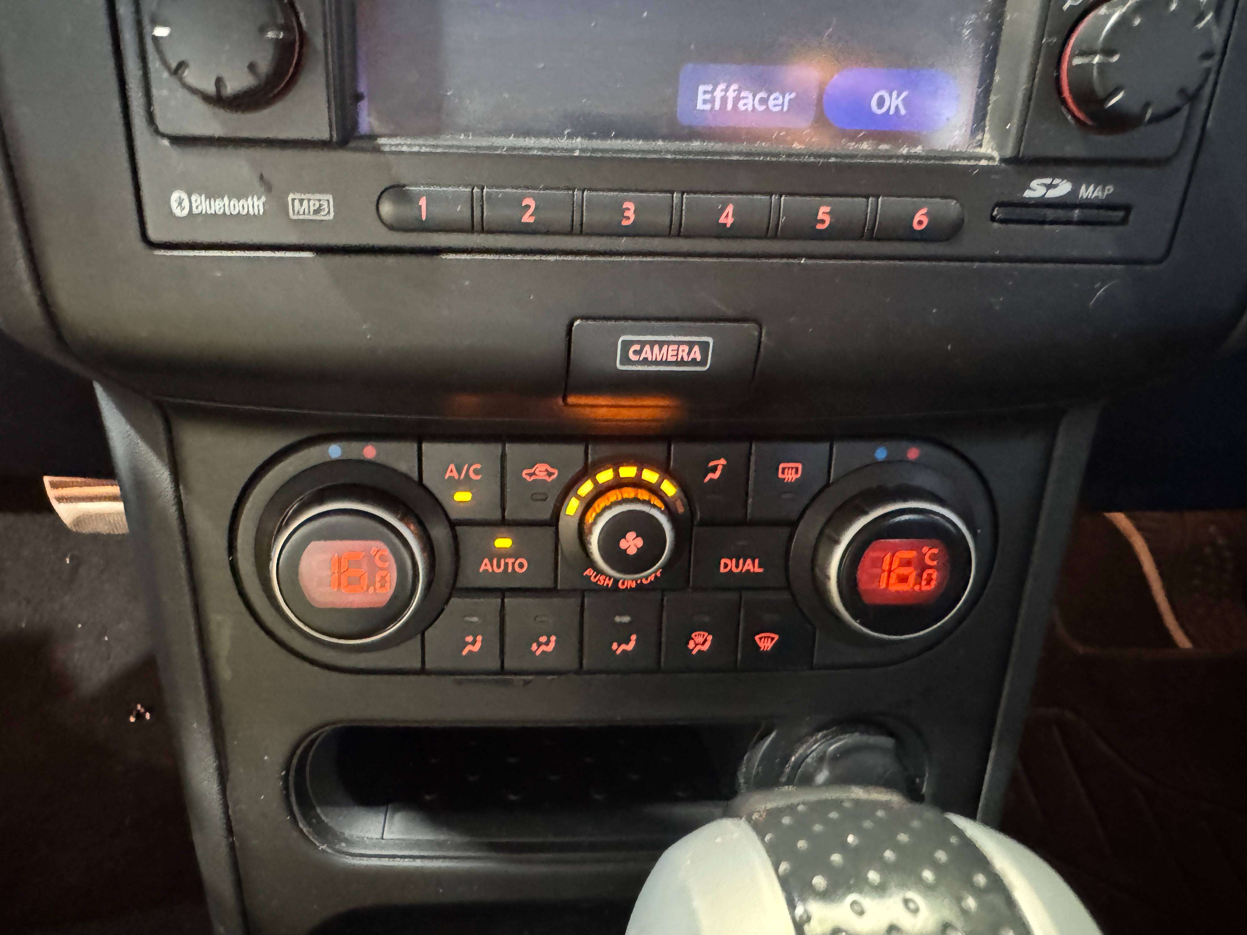 Nissan Qashqai+2 Qashqai 2 2.0 dCi 4WD** Marchand ou export **