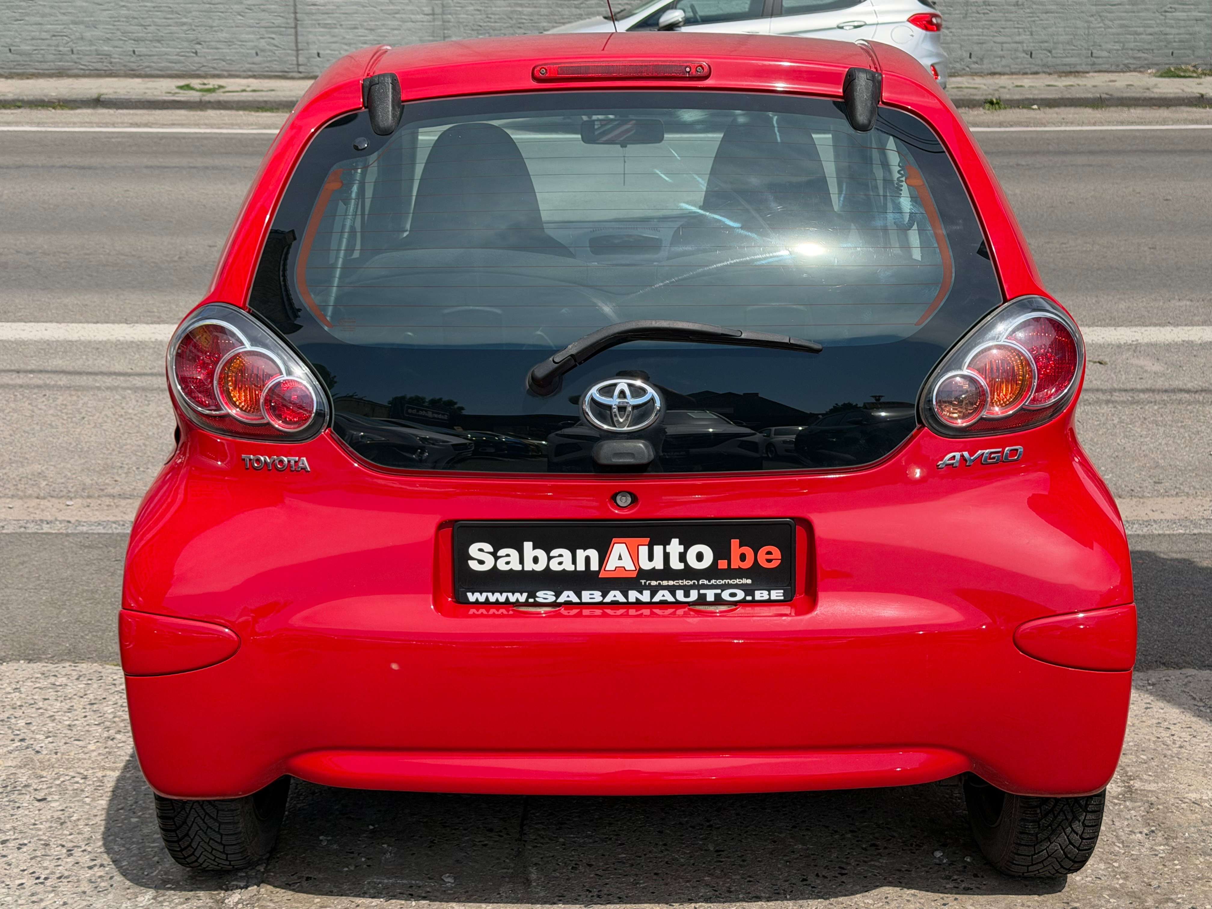 Toyota Aygo Aygo 1.0i VVT-i ° 5 PORTES ° GARANTI ° CARNET TOYOTA COMPLET ! ° GARANTI 12 MOIS