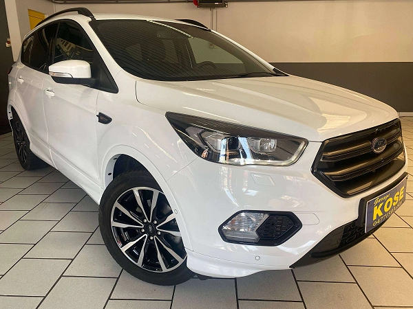 Ford Kuga Kuga 1.5 TDCi  ST Line //1ER PROPRIETAIRE+PARKING AUTO+SON SONY+GARANTIE 12 MOIS + CARPASS