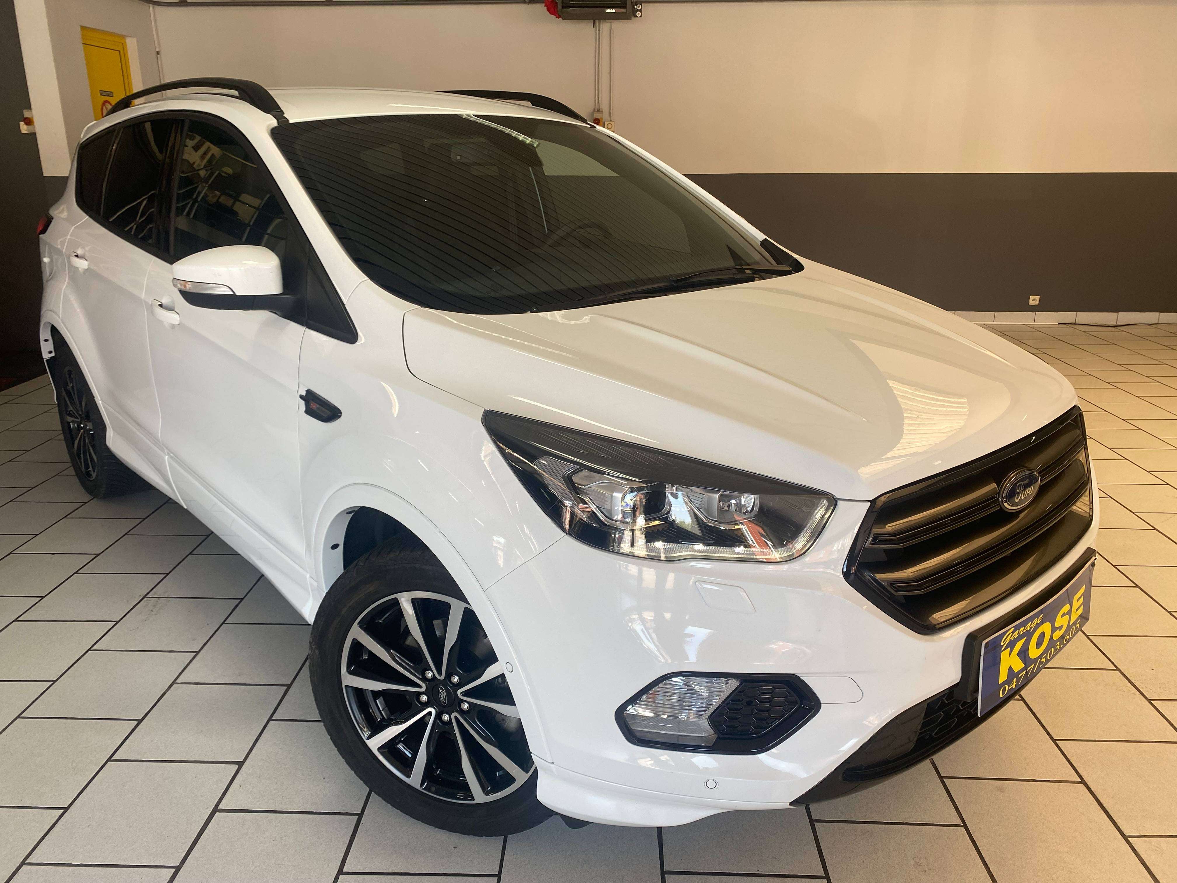 Ford Kuga Kuga 1.5 TDCi  ST Line //1ER PROPRIETAIRE+PARKING AUTO+SON SONY+GARANTIE 12 MOIS + CARPASS