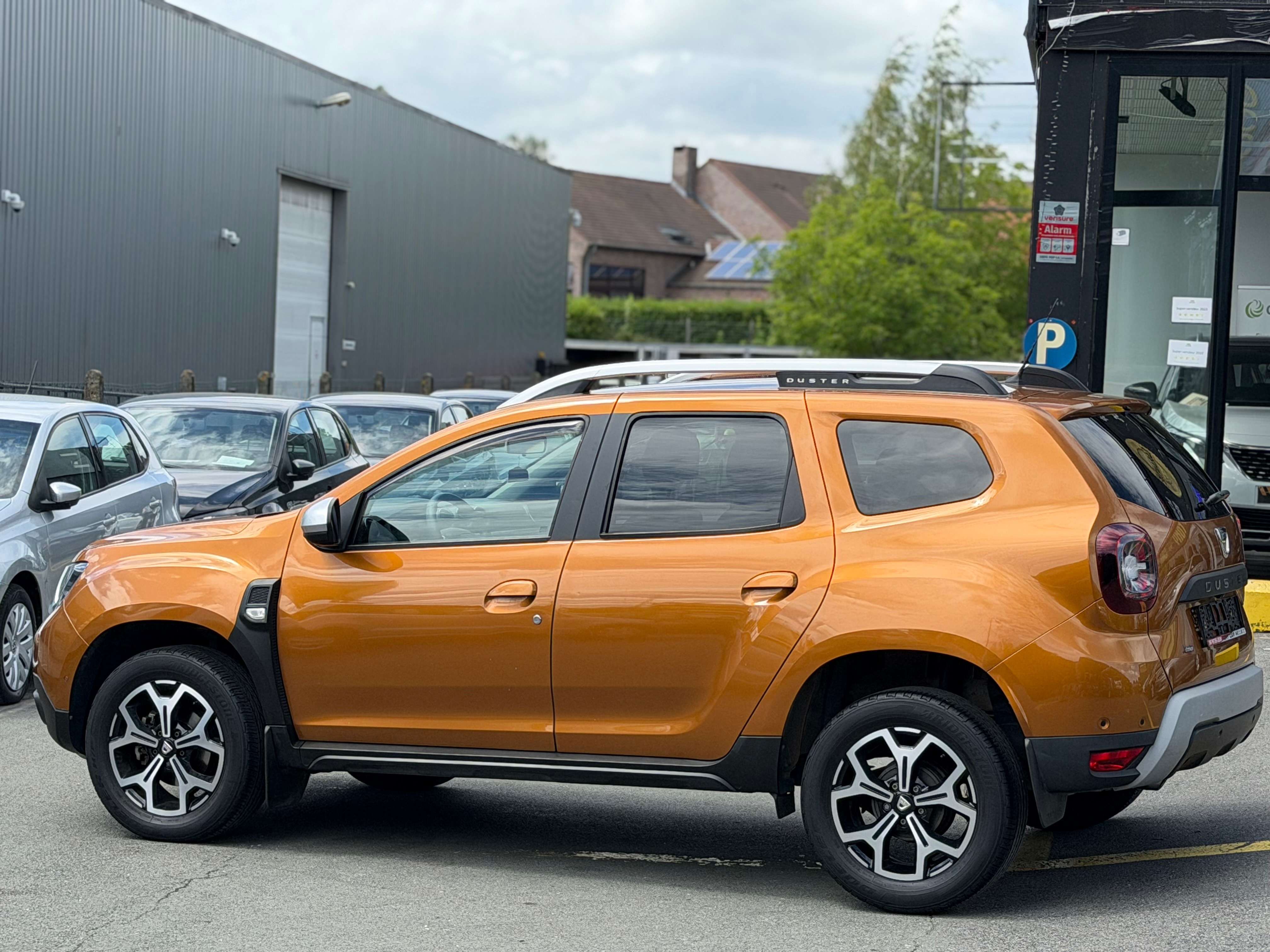 Dacia Duster 1.2 TCe*NAVI*CAMERA 360*BT*USB*